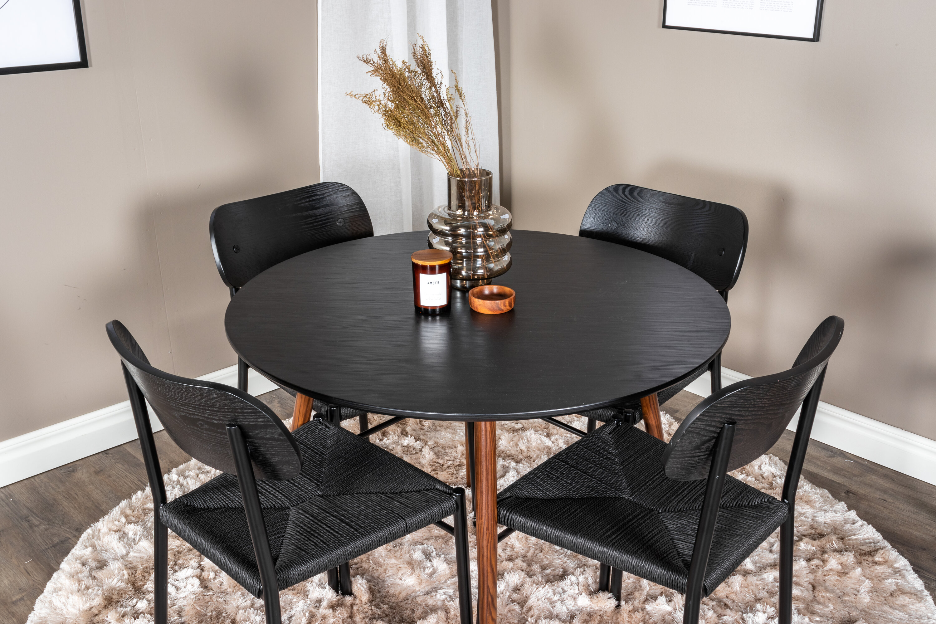 deLOHN Polly, Plaza Kör alakú étkezőgarnitúra