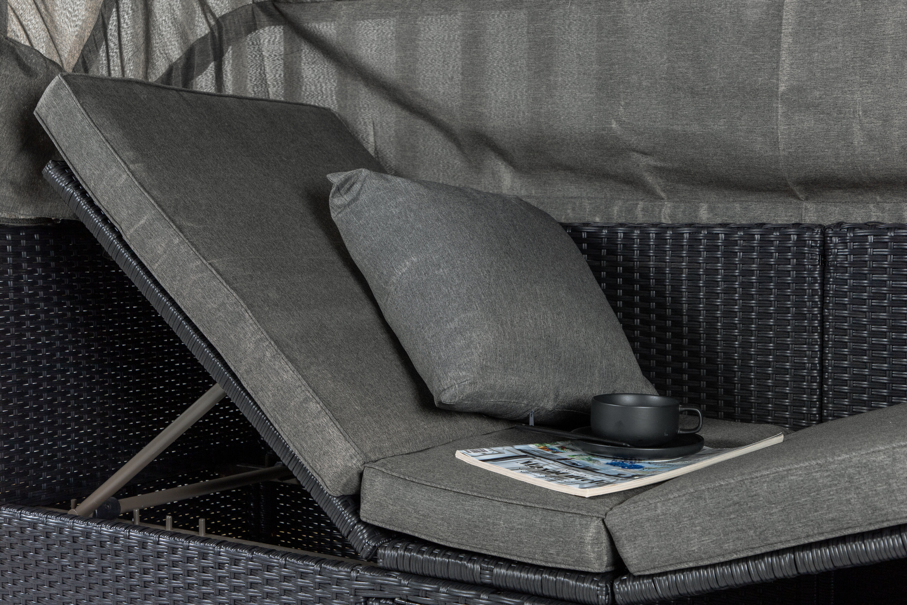 deLOHN Nopy Napozóágy