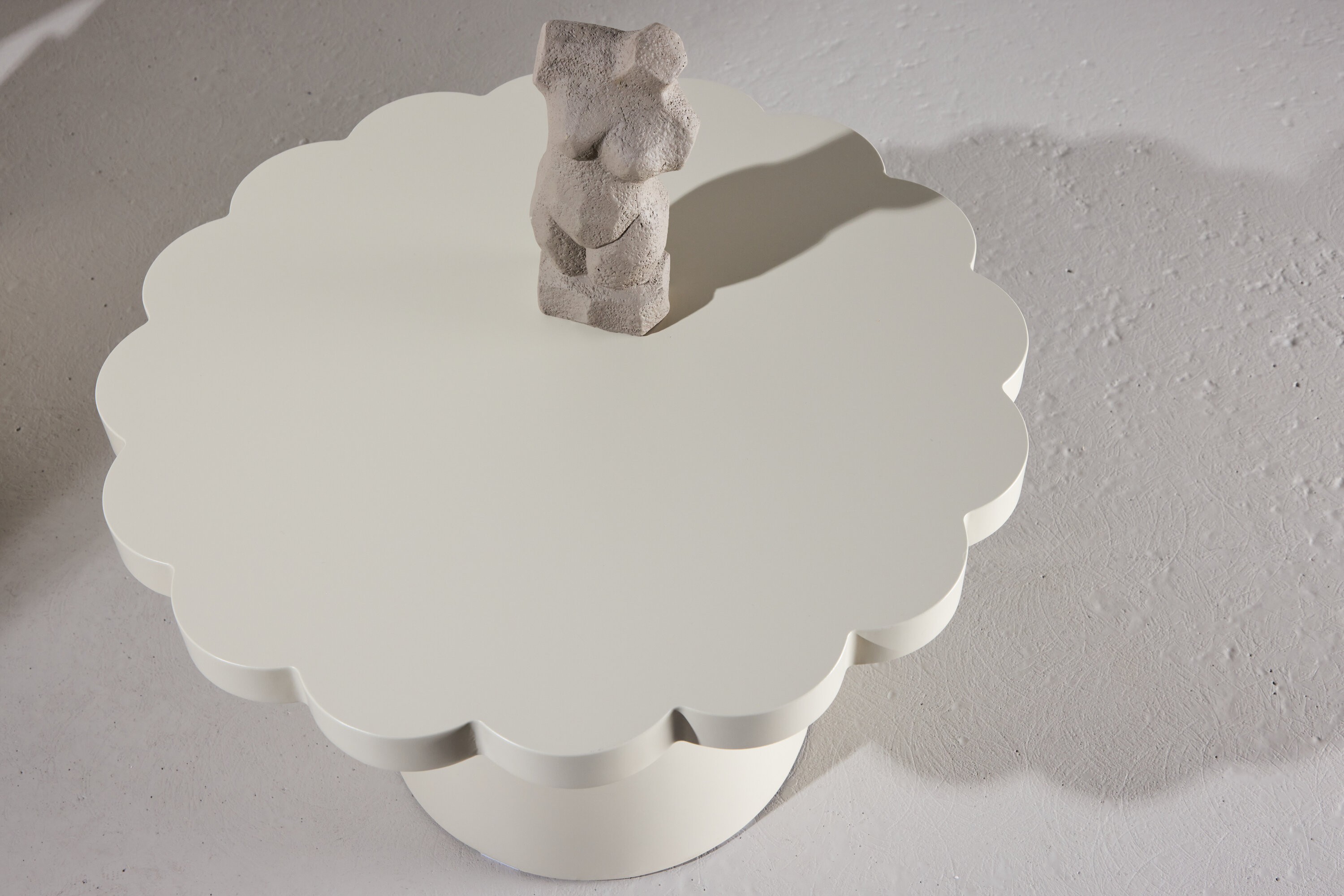 deLOHN Krull Dohányzóasztal