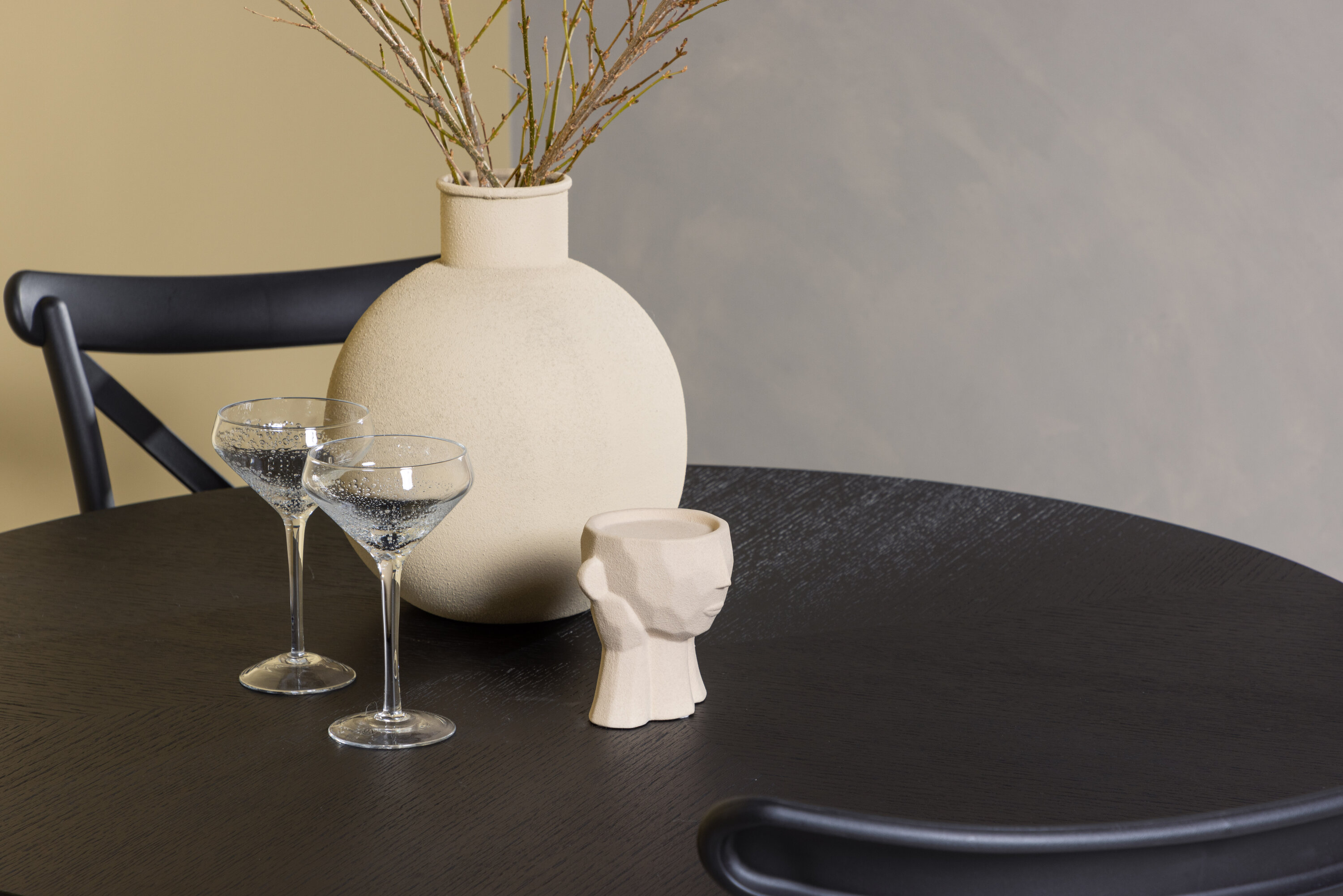 deLOHN Copenhagen, Crosett Kör alakú étkezőgarnitúra