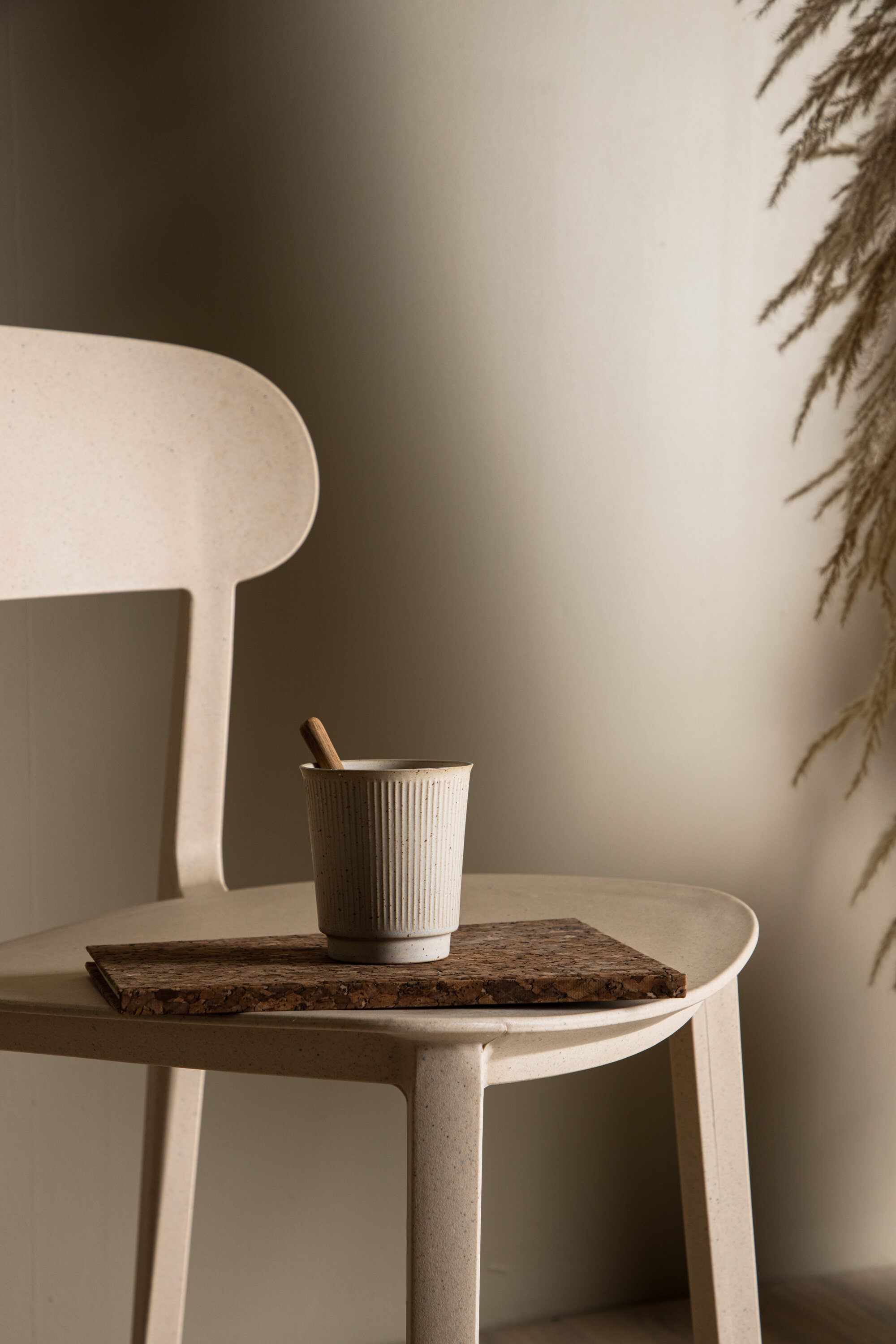 deLOHN Åstol Étkezőszék