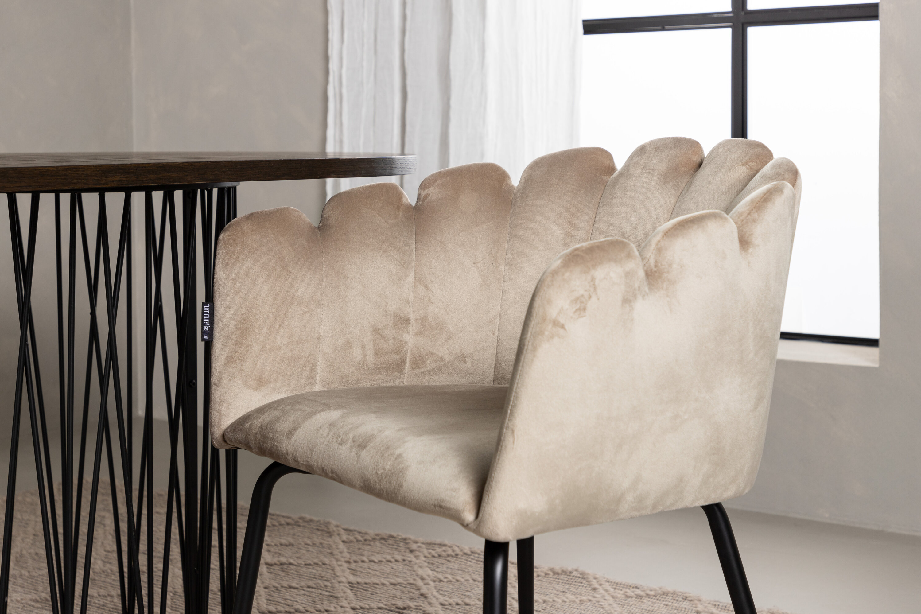 deLOHN Stone oval, Limhamn Ovális étkezőgarnitúra