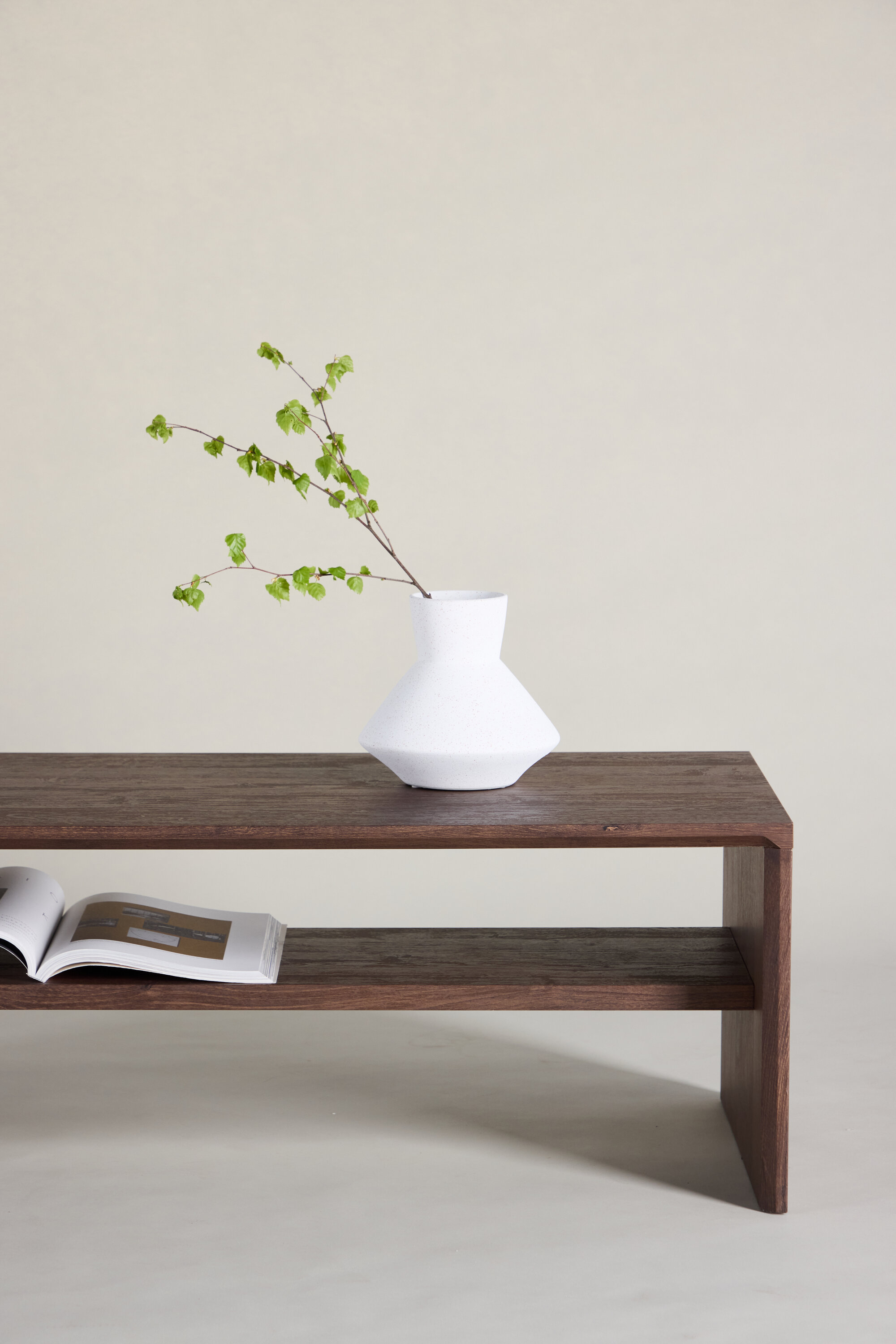 deLOHN Telemarket Dohányzóasztal