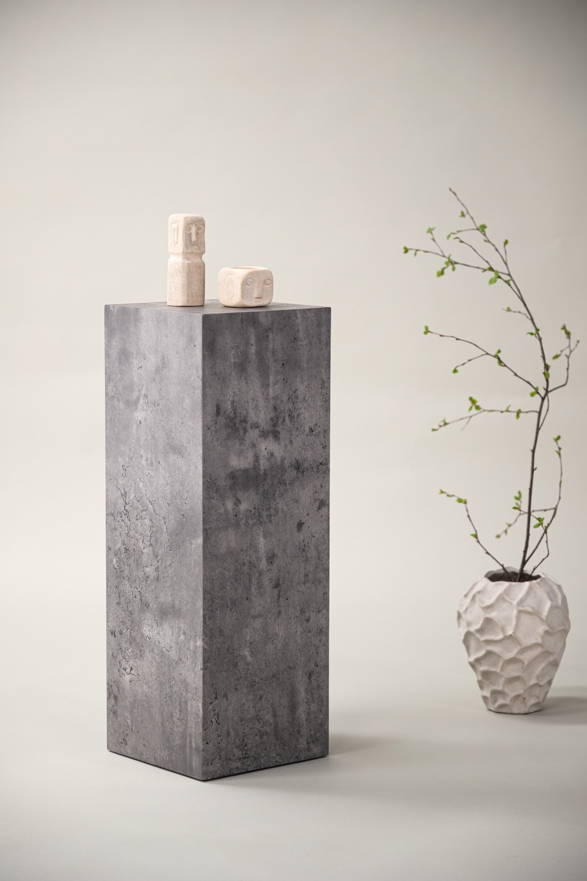 deLOHN Ramsvik Kisasztal