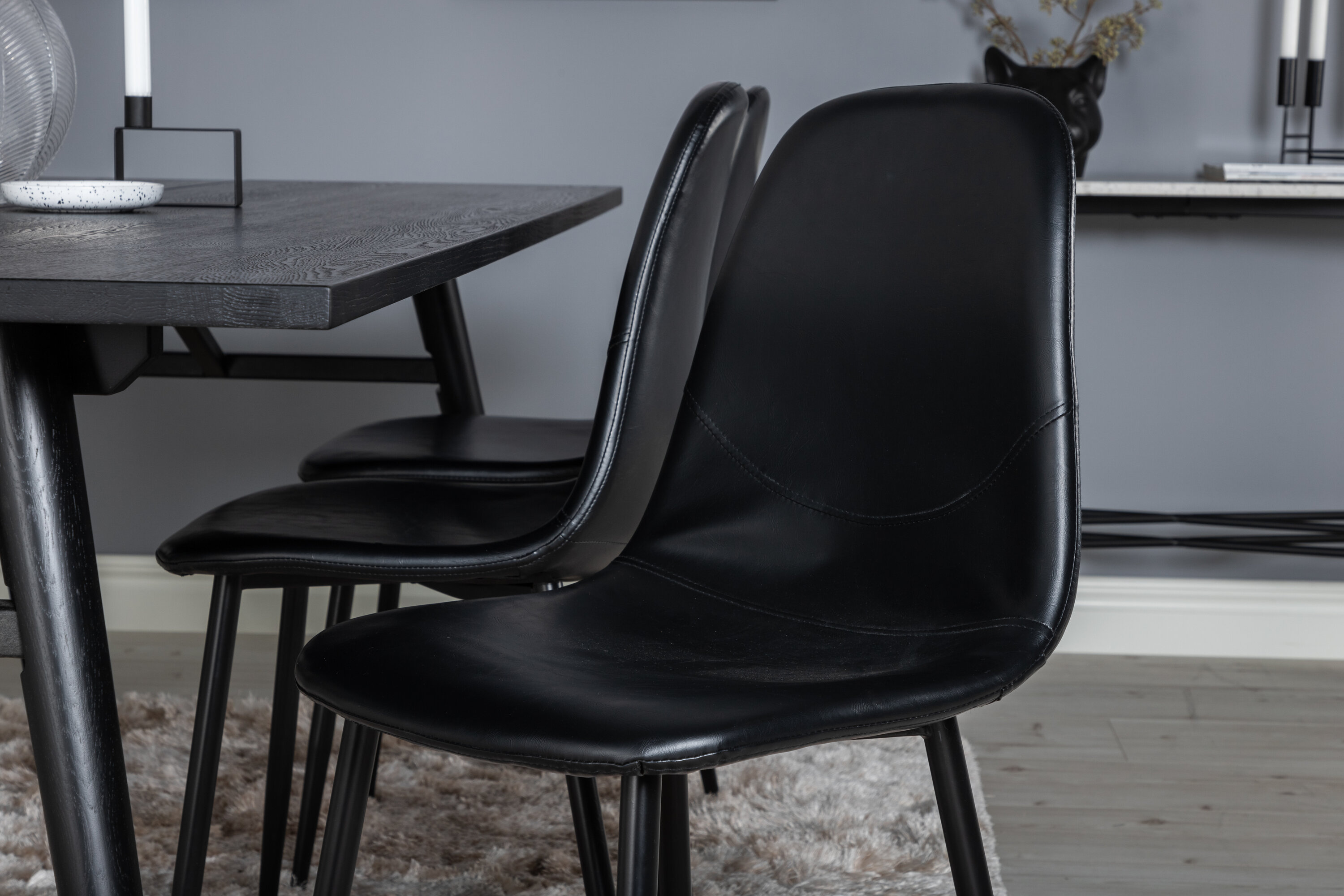 deLOHN Sleek, Polar Téglalap alakú étkezőgarnitúra deLOHN Sleek, Polar Téglalap alakú étkezőgarnitúra