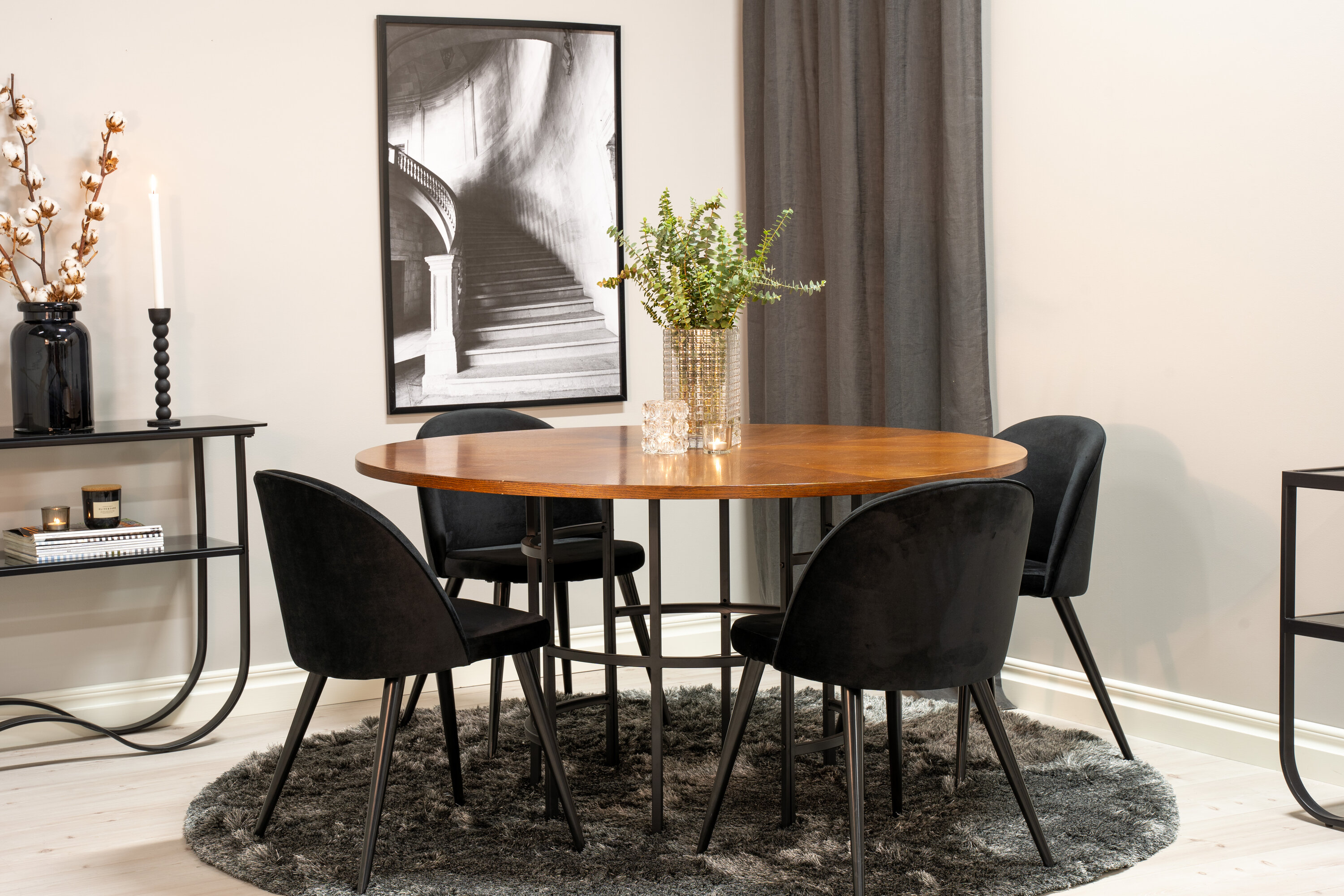 deLOHN Copenhagen, Velvet Kör alakú étkezőgarnitúra