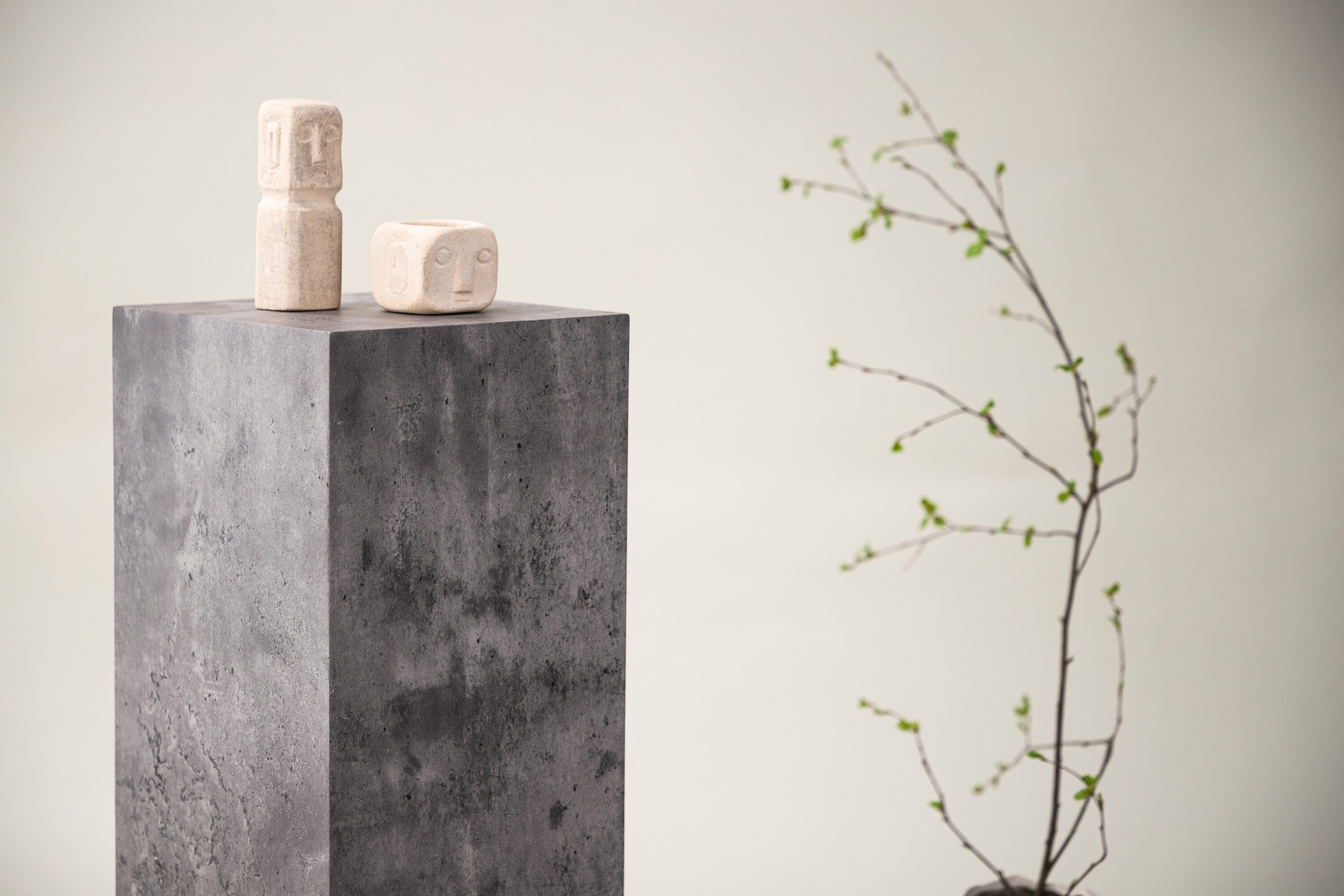 deLOHN Ramsvik Kisasztal