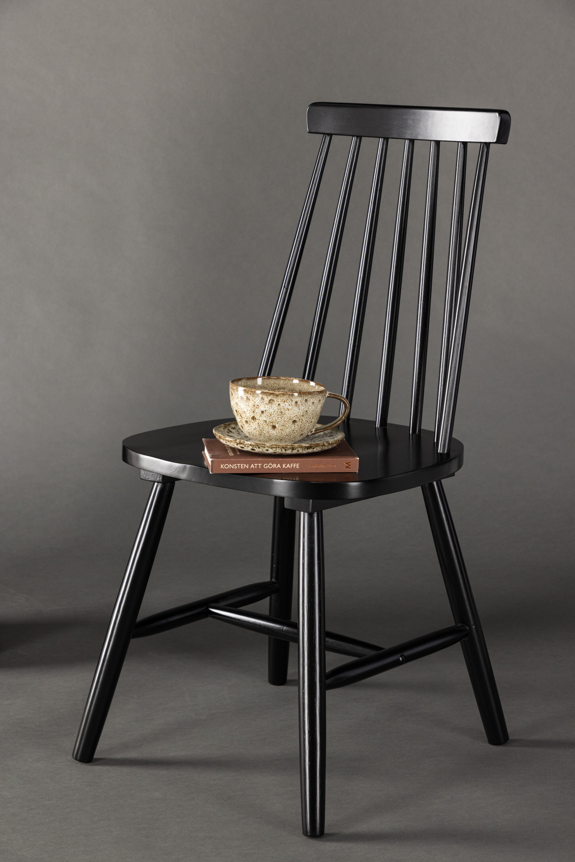 deLOHN Lönneberga Étkezőszék