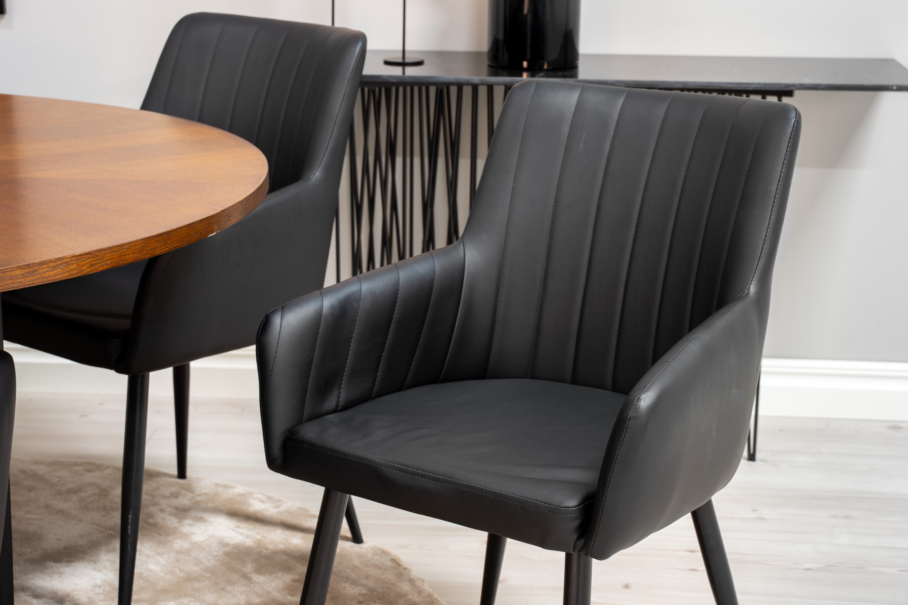 deLOHN Comfort, Copenhagen Kör alakú étkezőgarnitúra