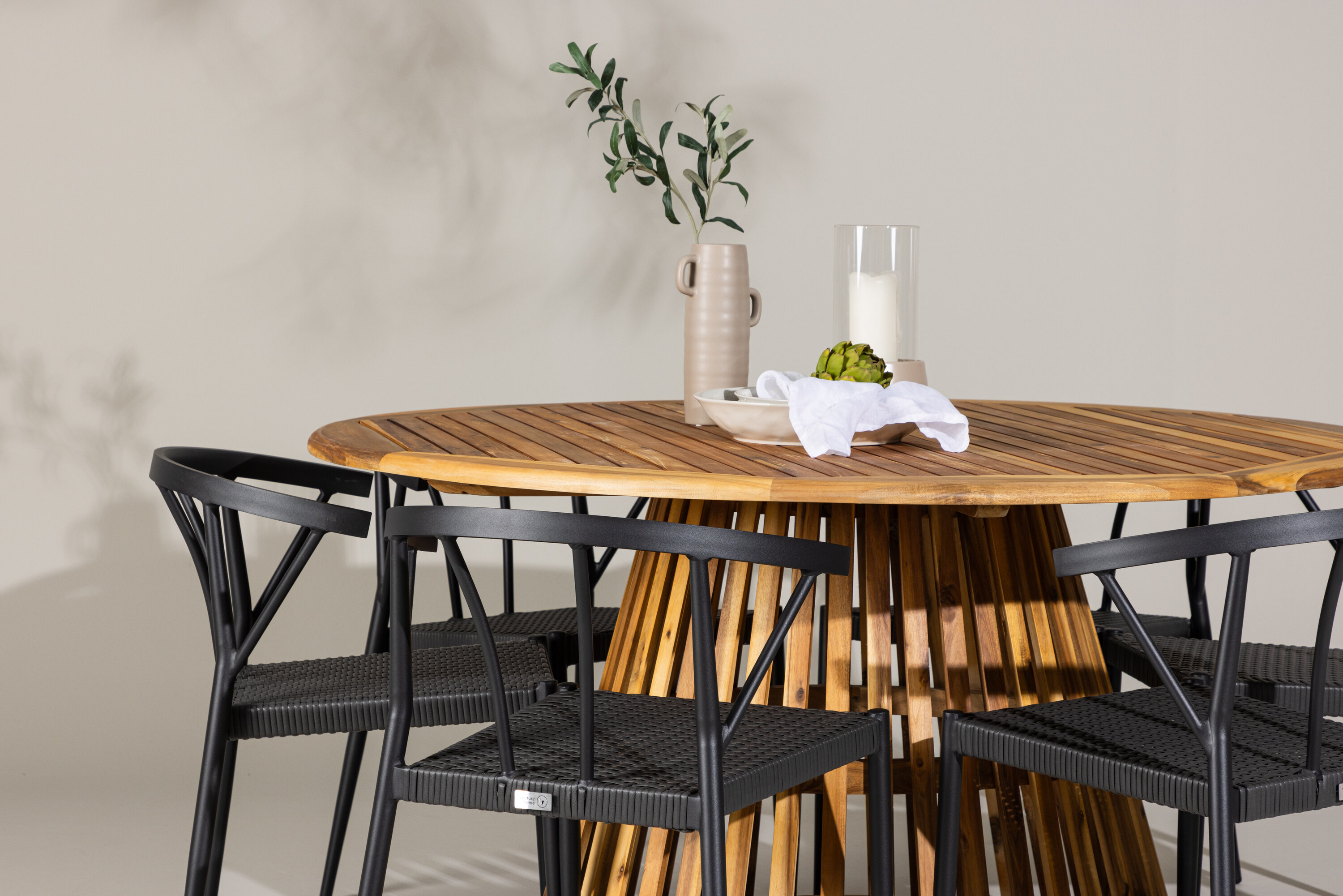 deLOHN Tucumán, Stina Étkezőgarnitúra