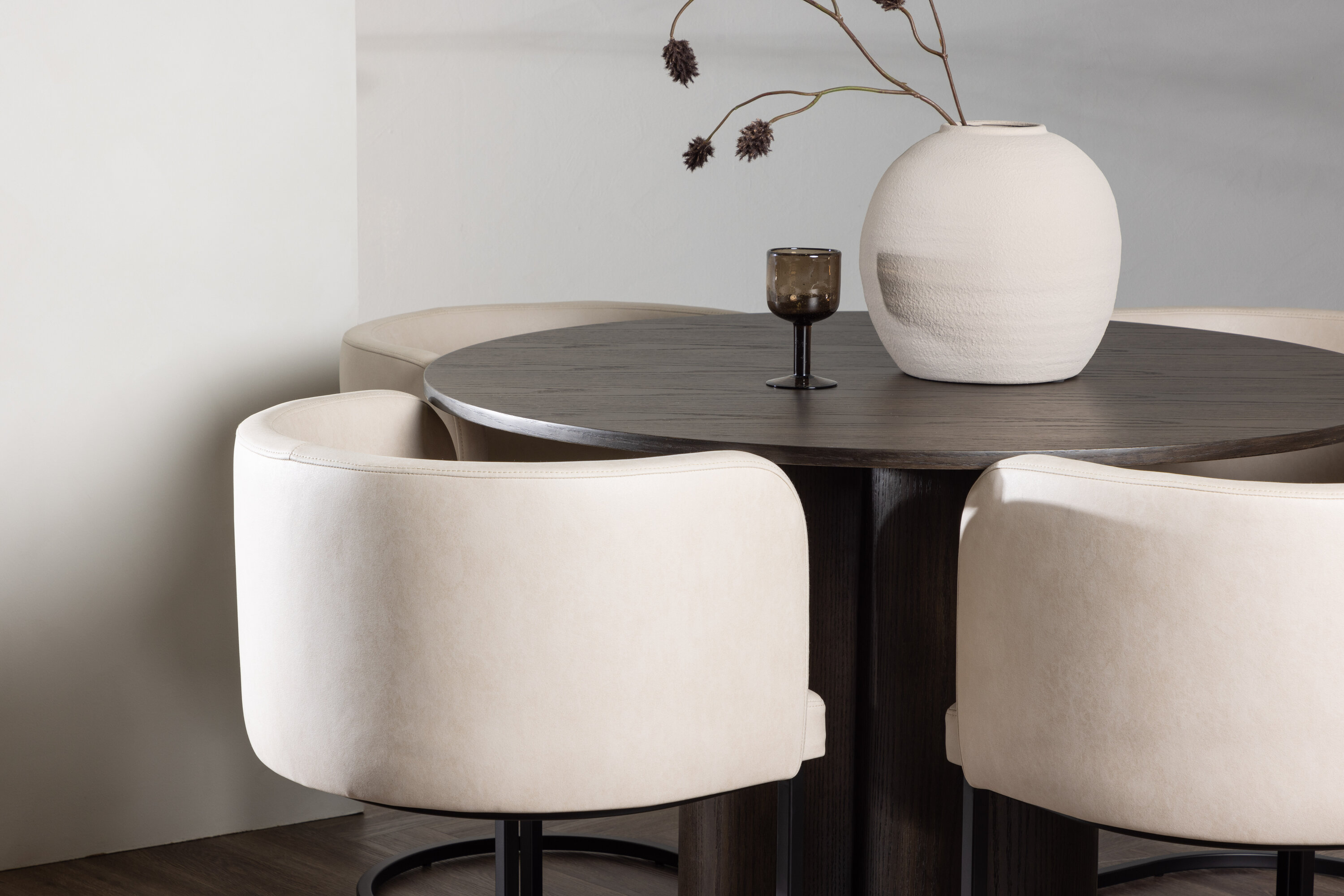 deLOHN Olivia, Simrishamn Kör alakú étkezőgarnitúra