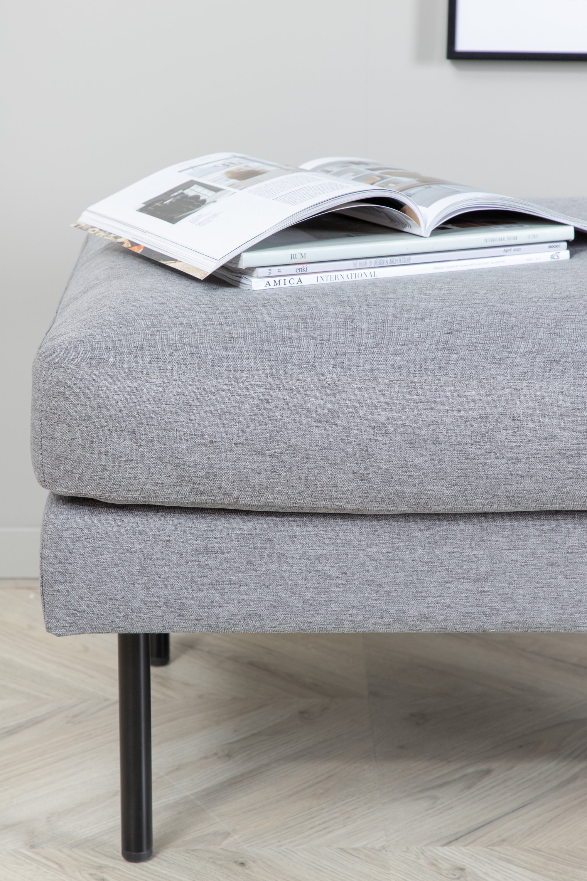 deLOHN Zoom Lábtartós puff