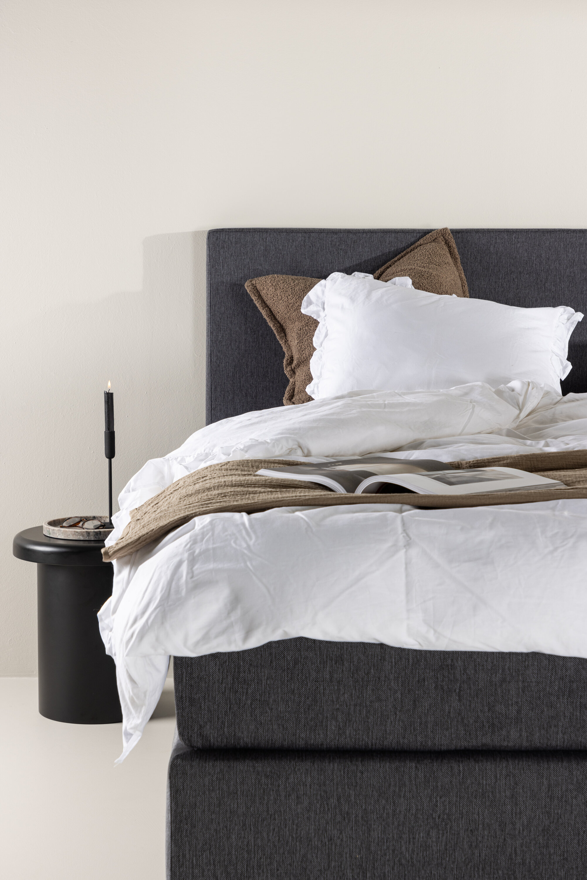 deLOHN Toledo Franciaágy