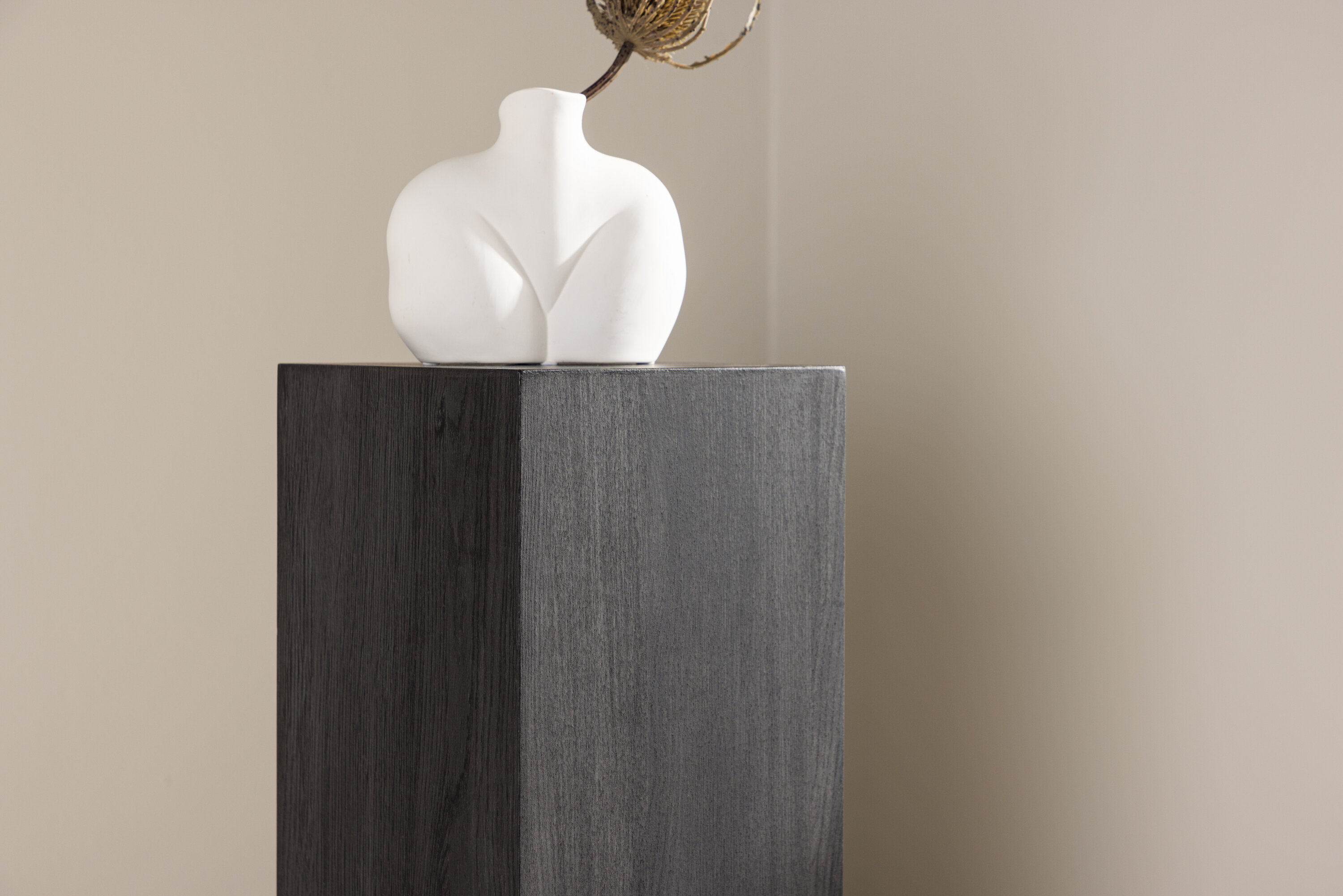 deLOHN Ramsvik Kisasztal