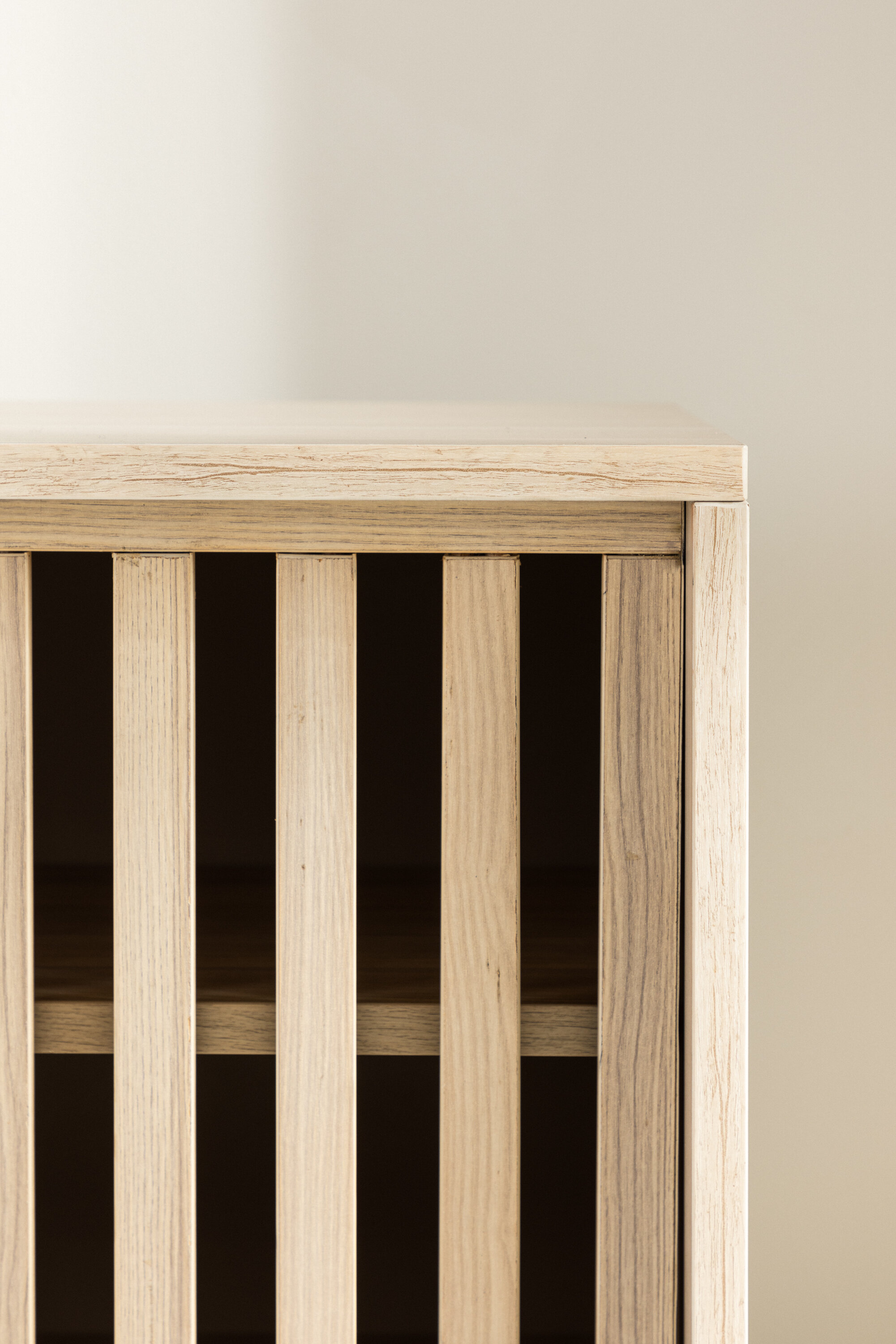 deLOHN Lugo TV-szekrény