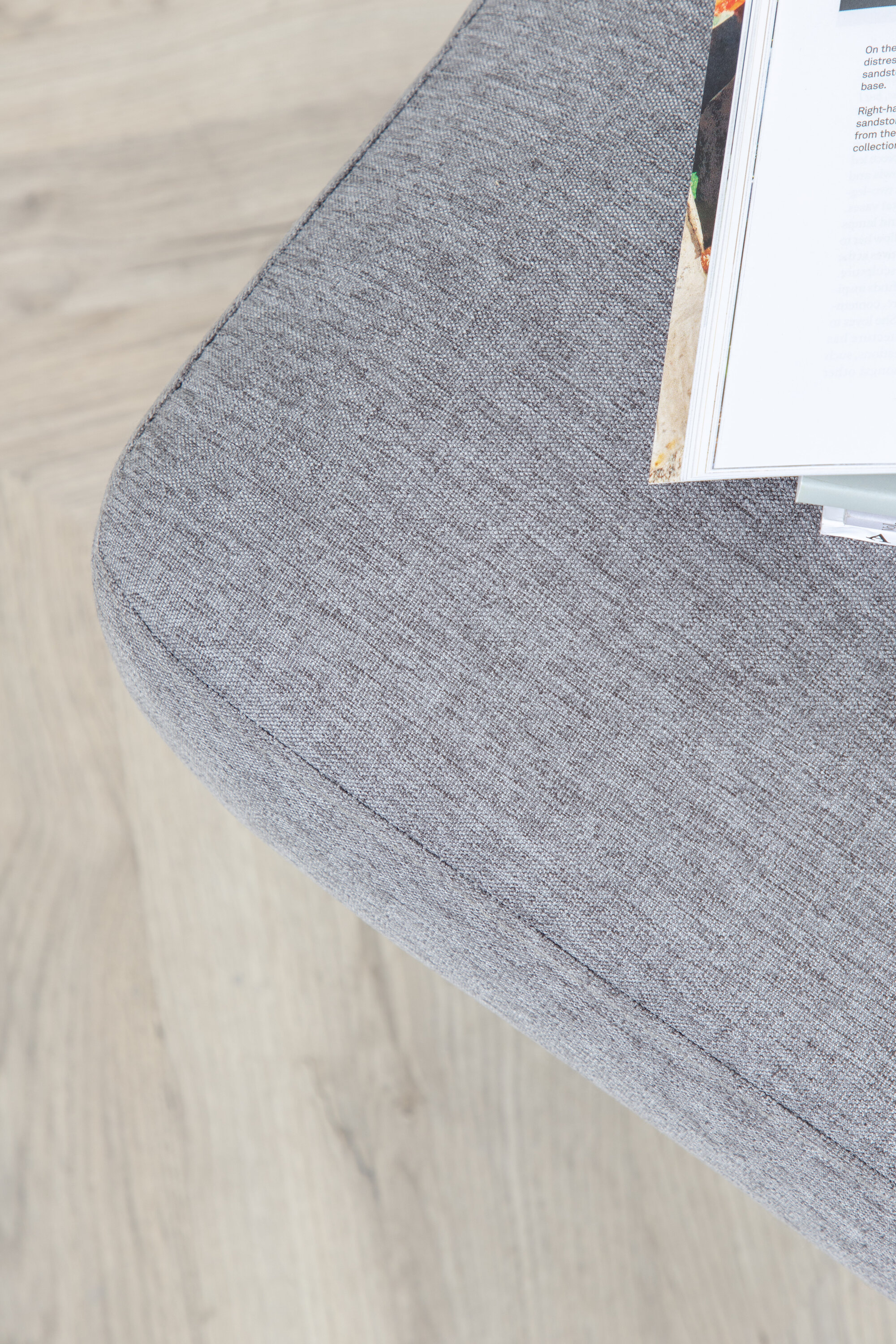 deLOHN Zoom Lábtartós puff