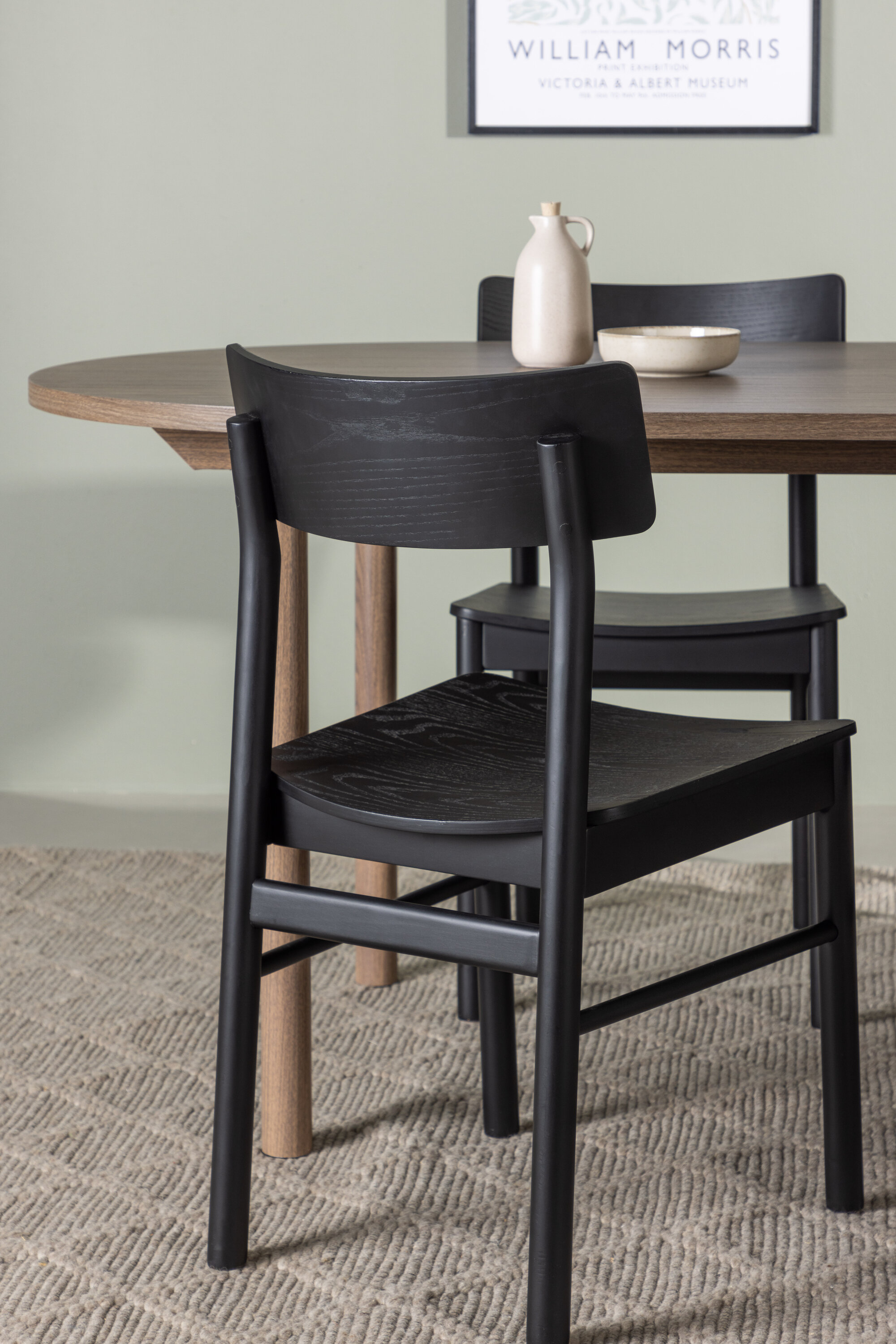 deLOHN Montros Ovális étkezőgarnitúra