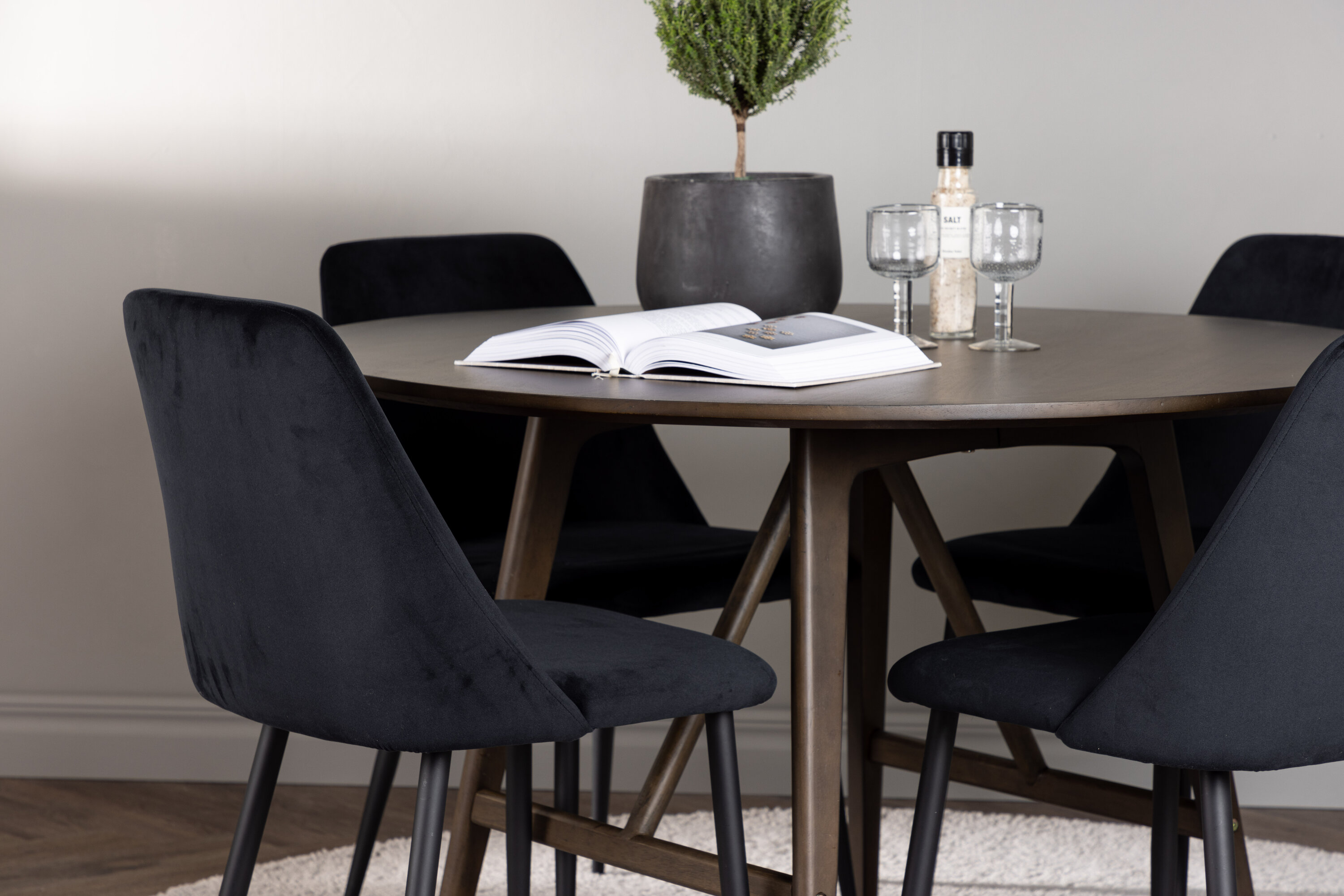 deLOHN Night Kör alakú étkezőgarnitúra