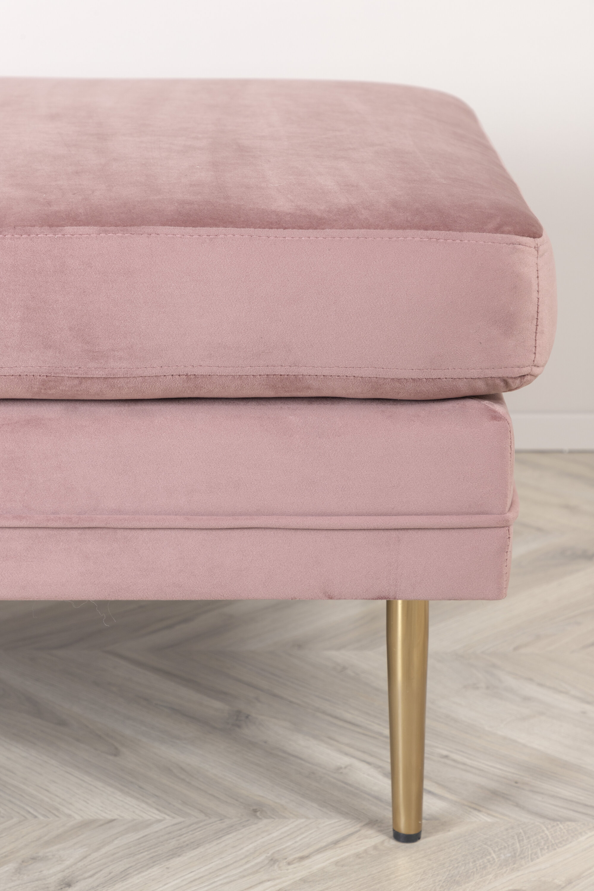 deLOHN Boom Lábtartós puff