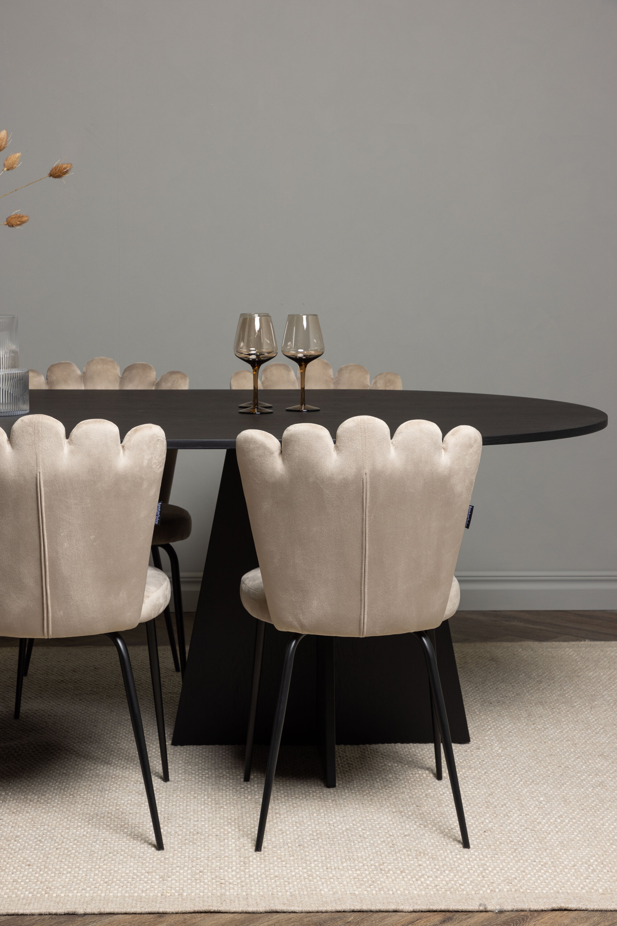 deLOHN Bootcut Oval, Limhamn Ovális étkezőgarnitúra