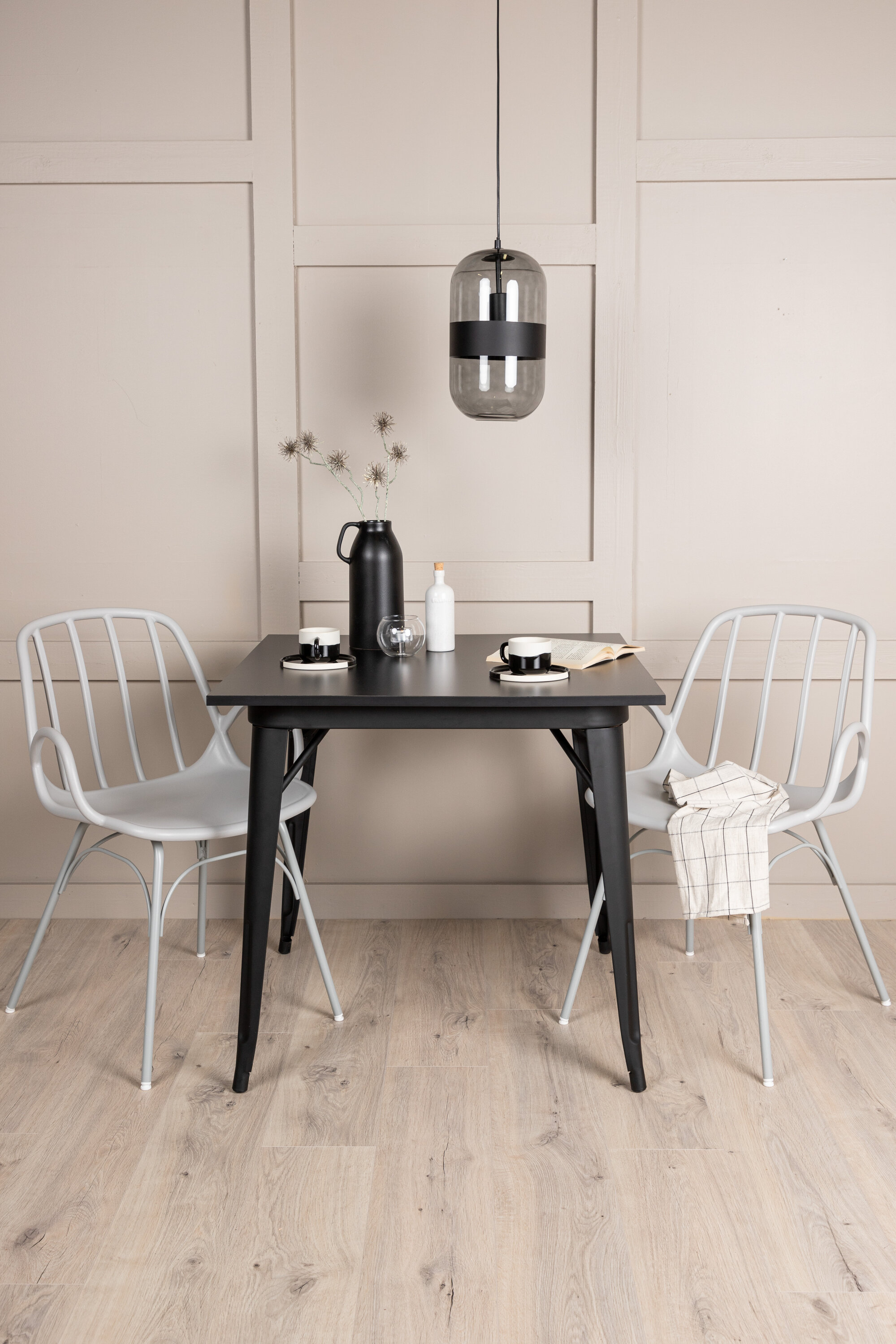 deLOHN Tempe, Dyrön Téglalap alakú étkezőgarnitúra deLOHN Tempe, Dyrön Téglalap alakú étkezőgarnitúra