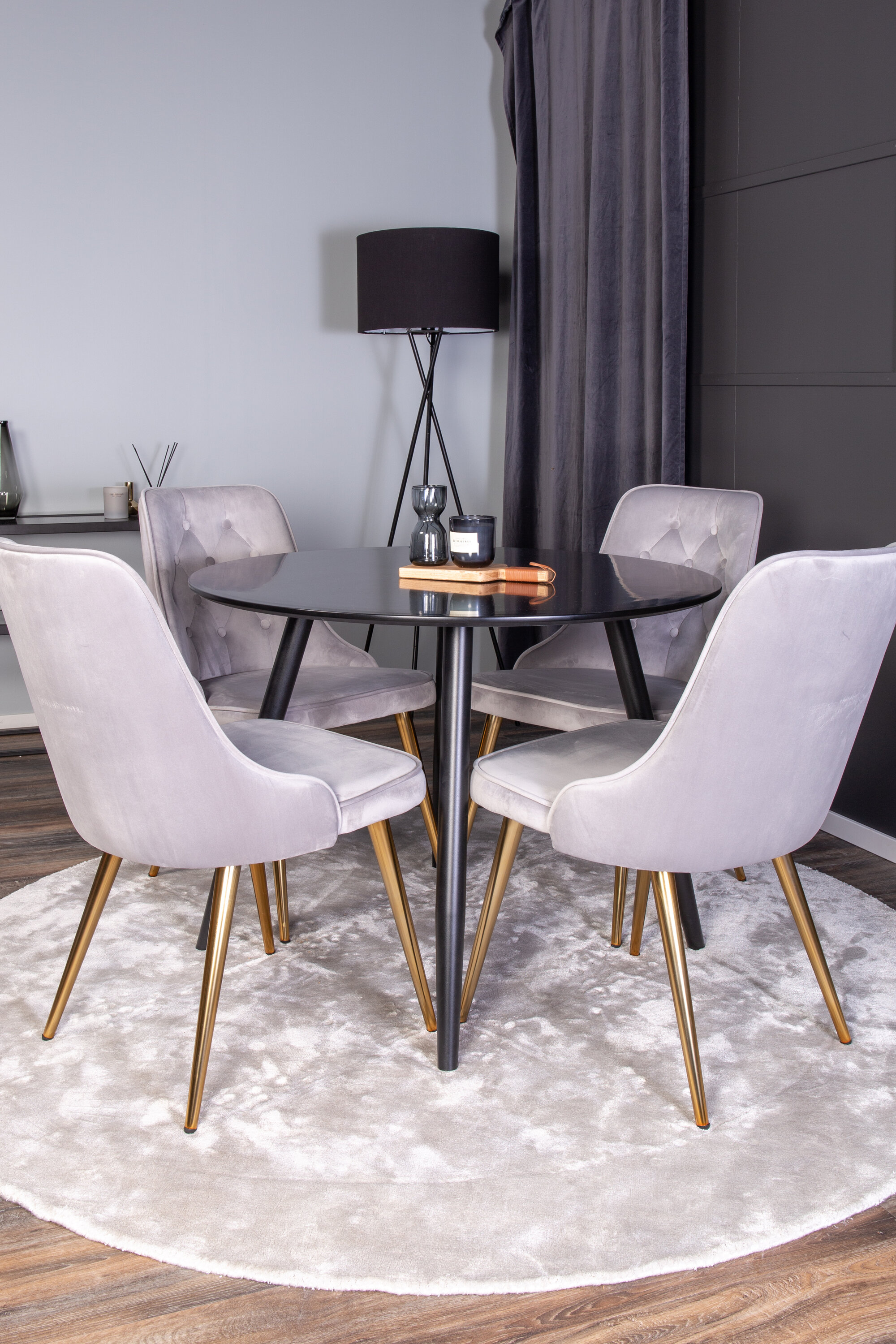 deLOHN Velvet Deluxe, Plaza Kör alakú étkezőgarnitúra