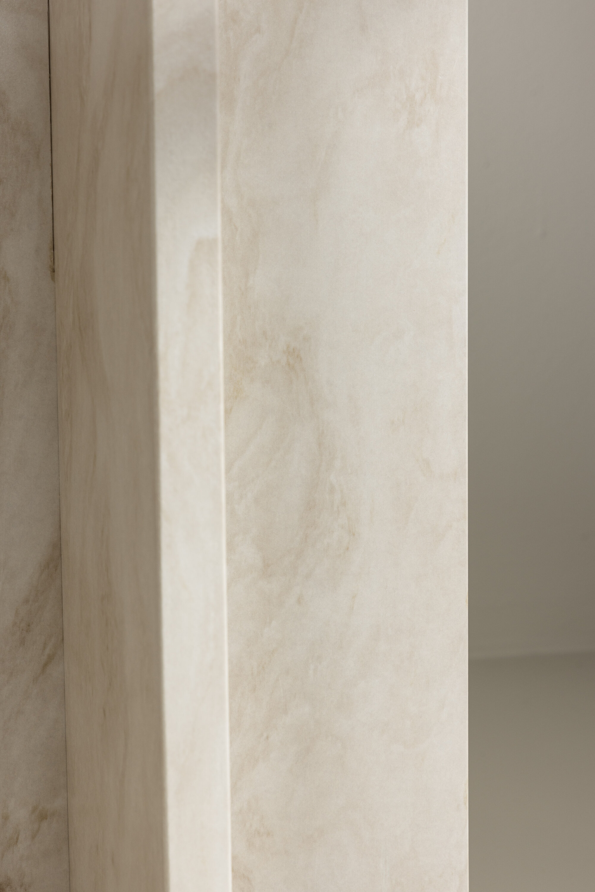 deLOHN Ålesund Kisasztal deLOHN Ålesund Kisasztal