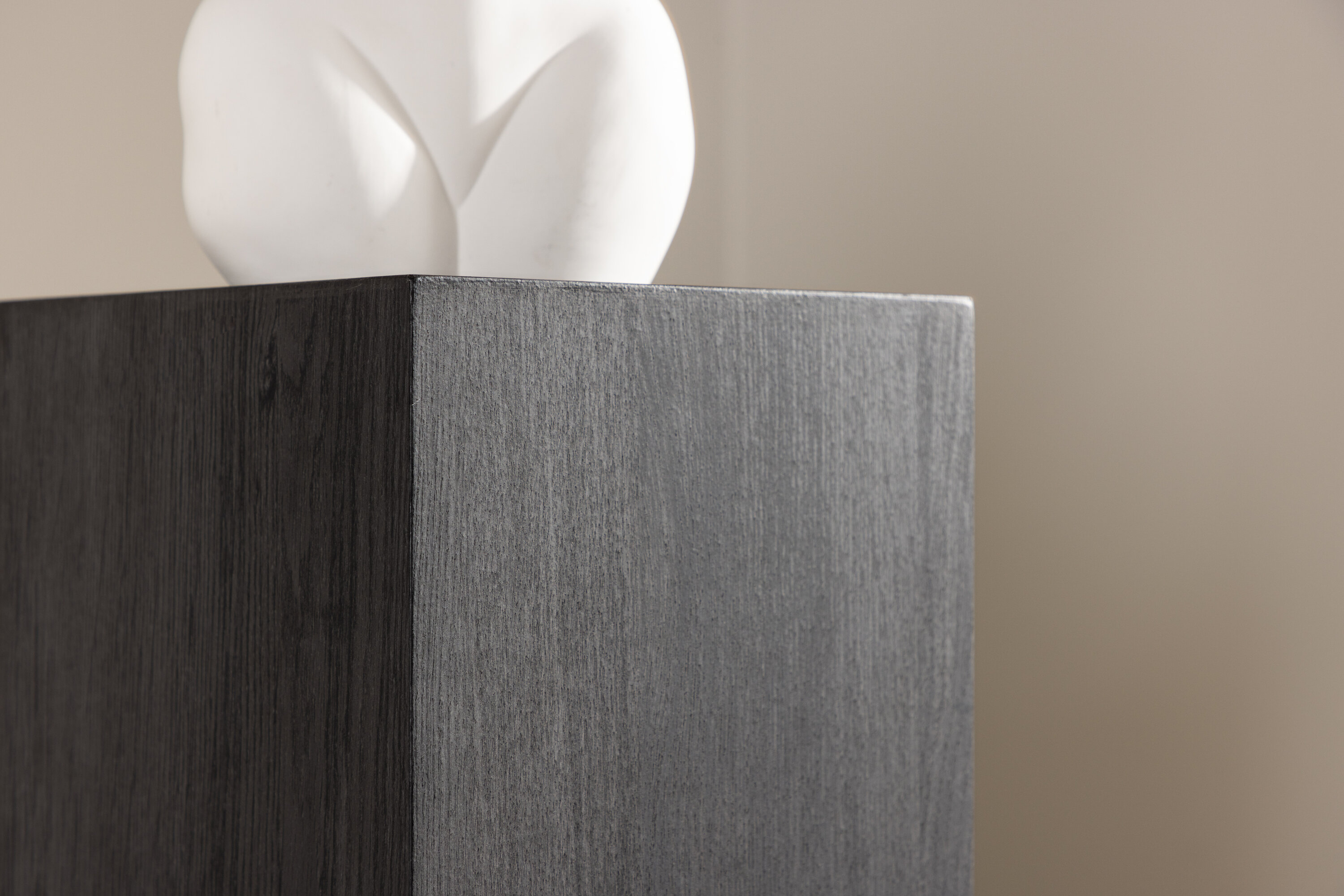 deLOHN Ramsvik Kisasztal