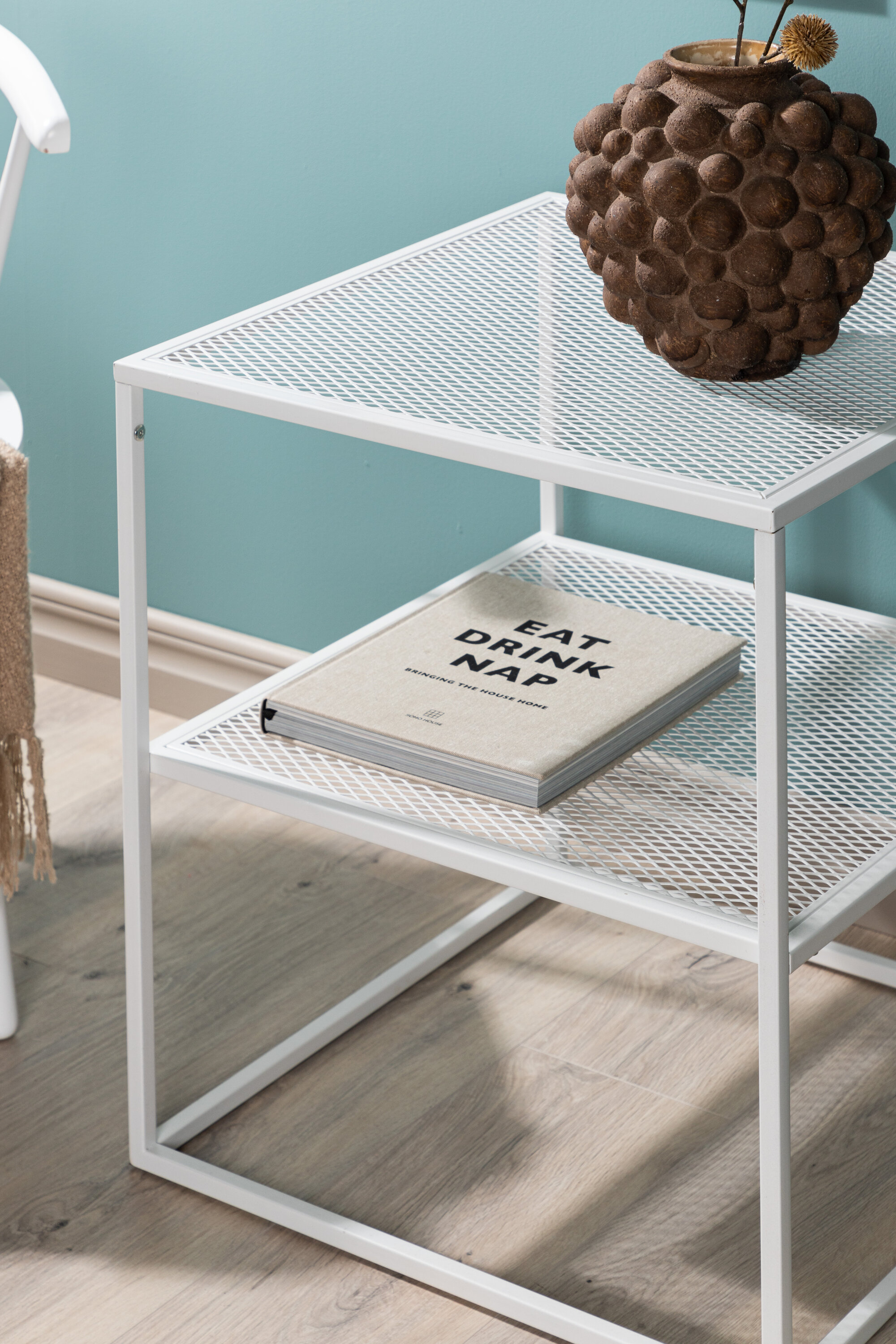 deLOHN Netz Dohányzóasztal