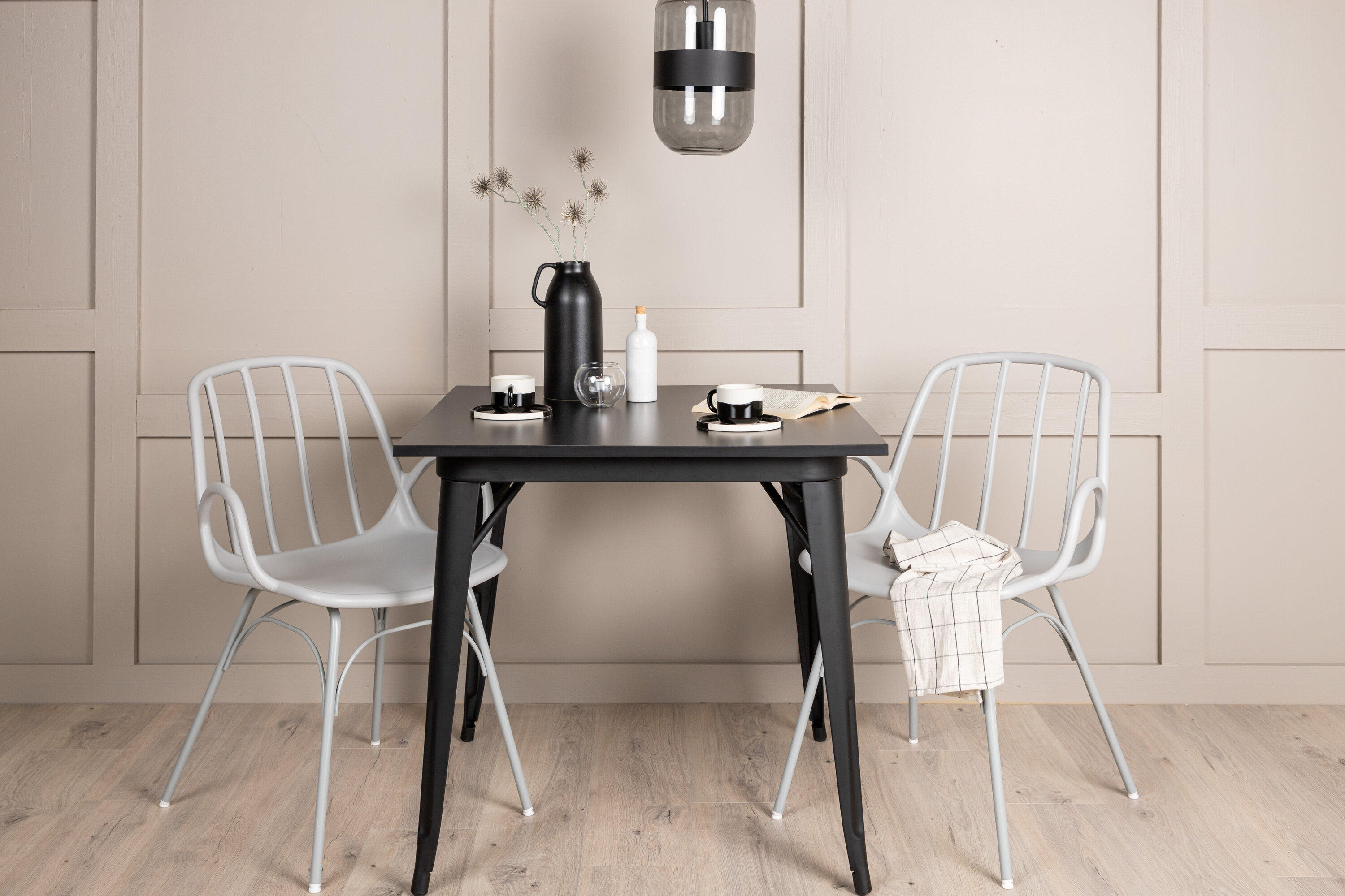 deLOHN Tempe, Dyrön Téglalap alakú étkezőgarnitúra deLOHN Tempe, Dyrön Téglalap alakú étkezőgarnitúra