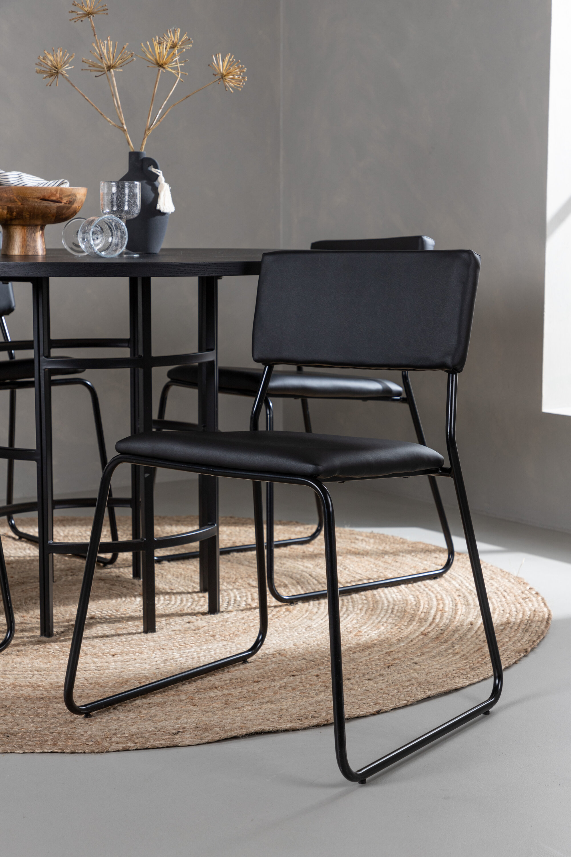 deLOHN Copenhagen, Kenth Kör alakú étkezőgarnitúra