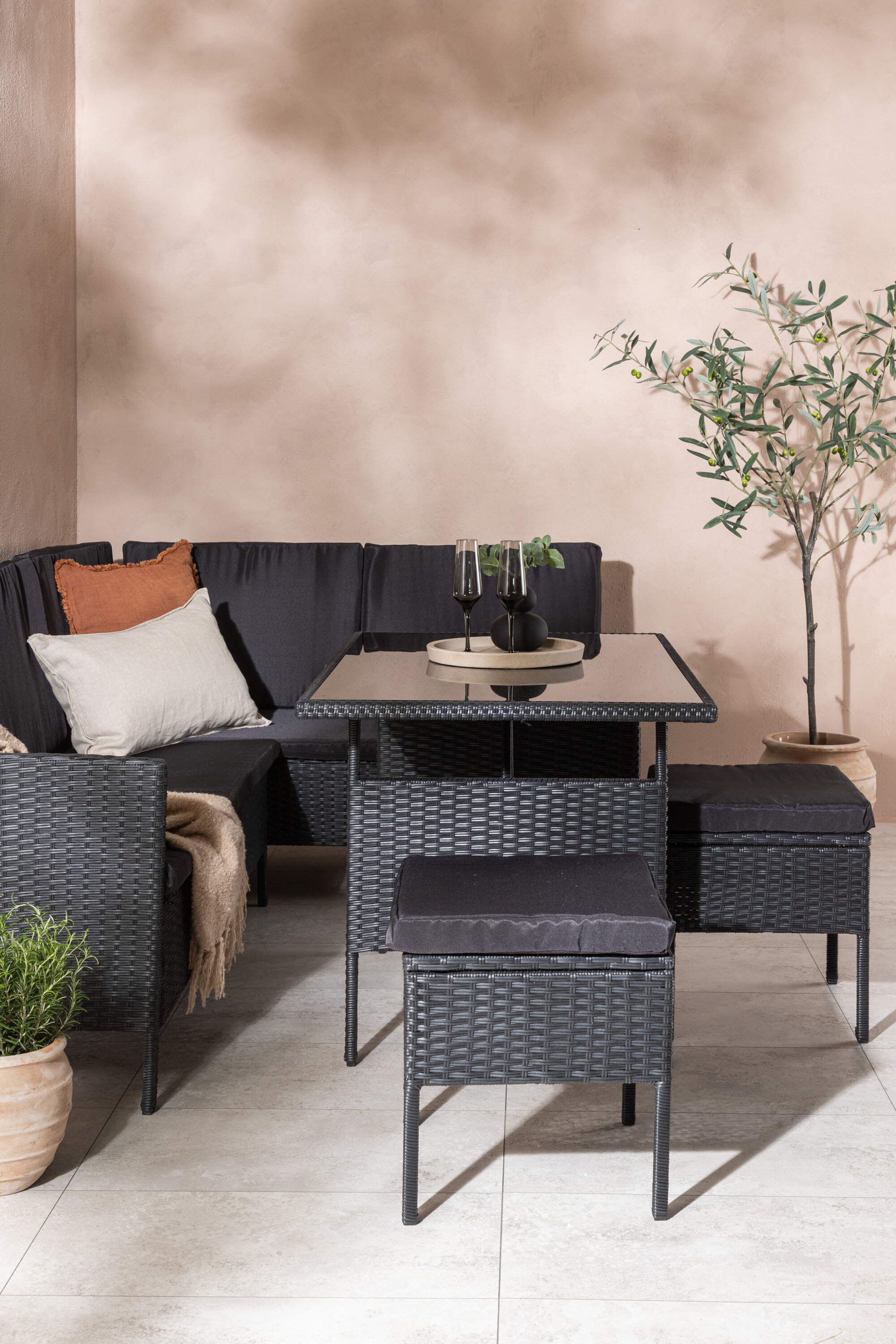 deLOHN Knock Sarokkanapé garnitúra