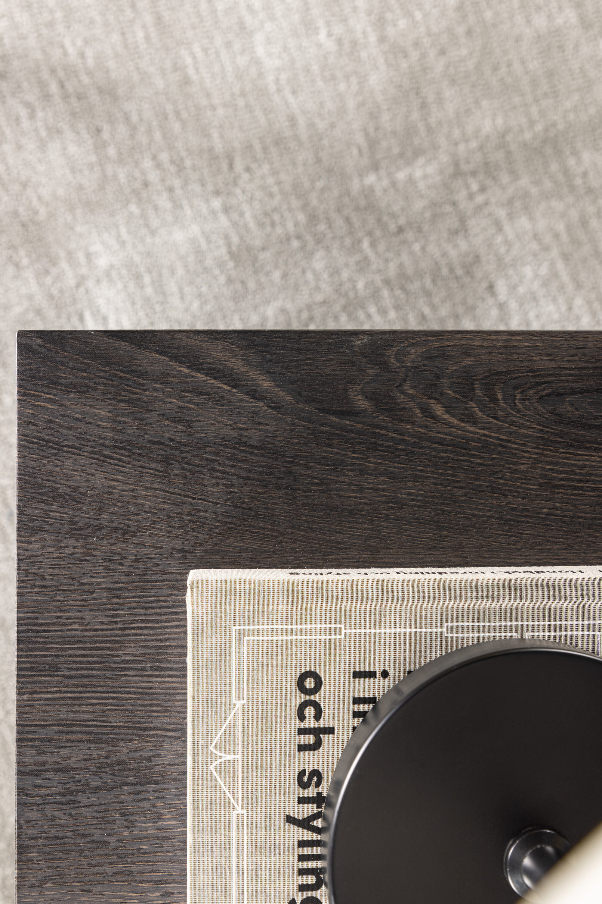 deLOHN York Dohányzóasztal