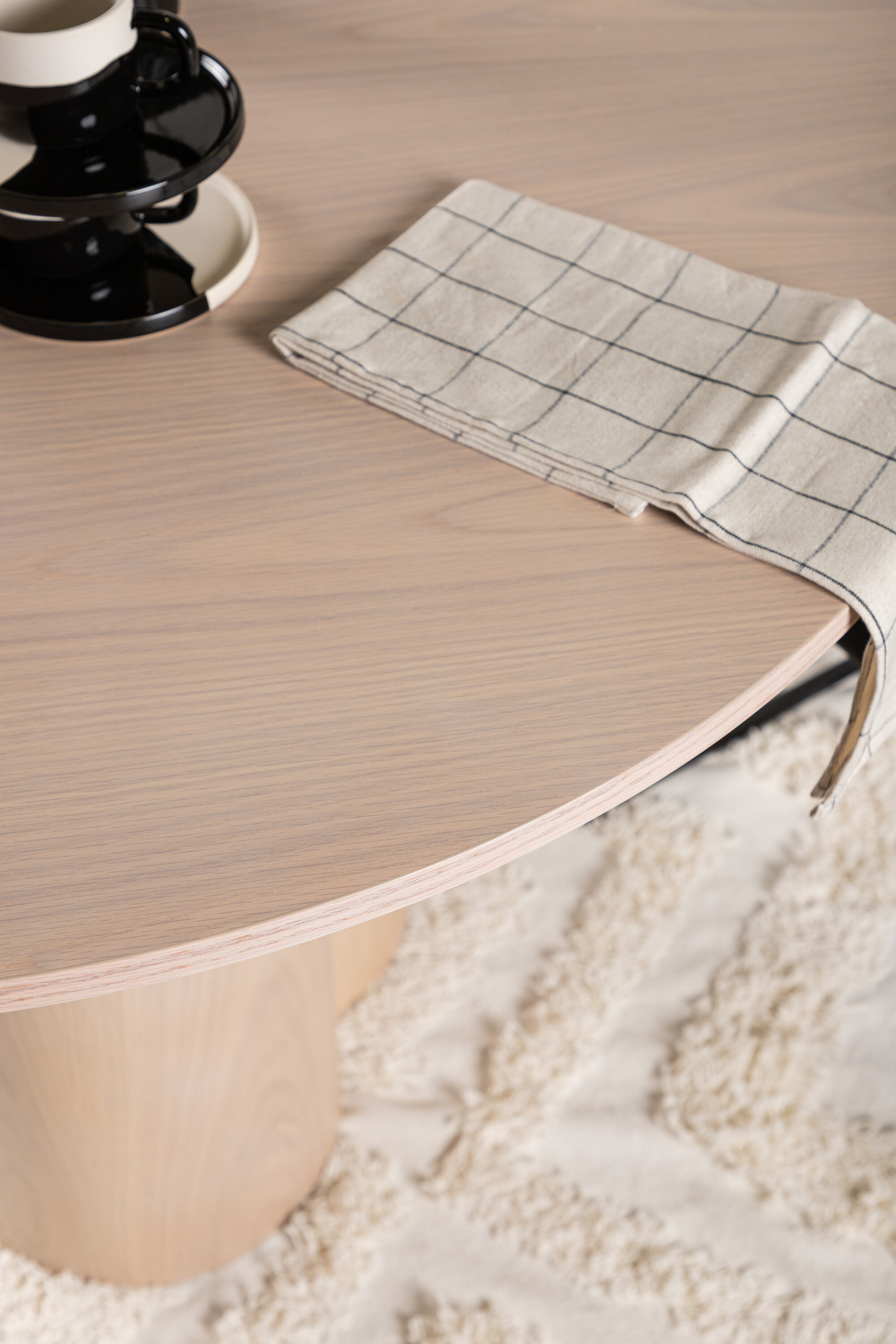 deLOHN Olivia Kerek étkezőasztal