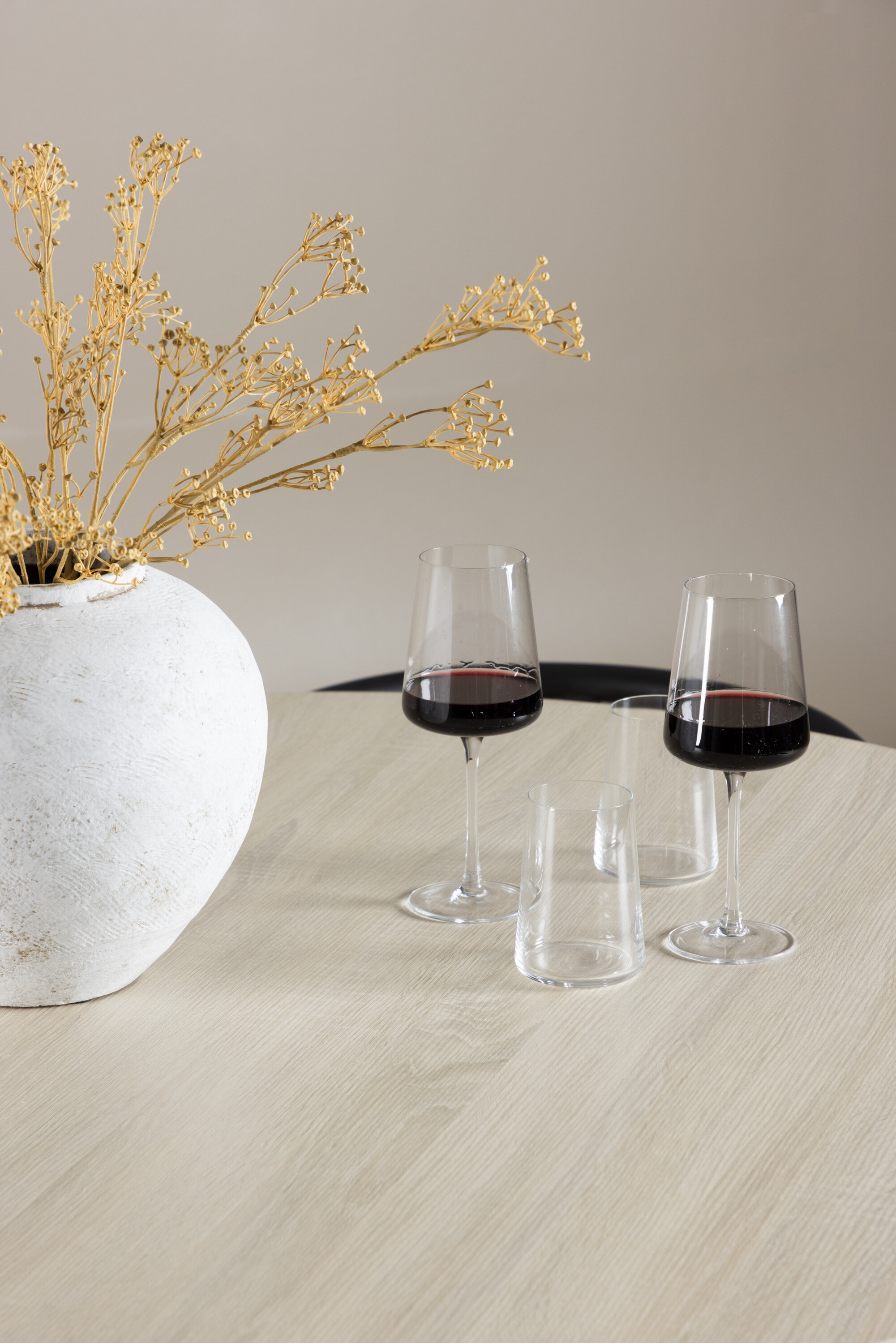 deLOHN Lanzo, Alfons Kör alakú étkezőgarnitúra