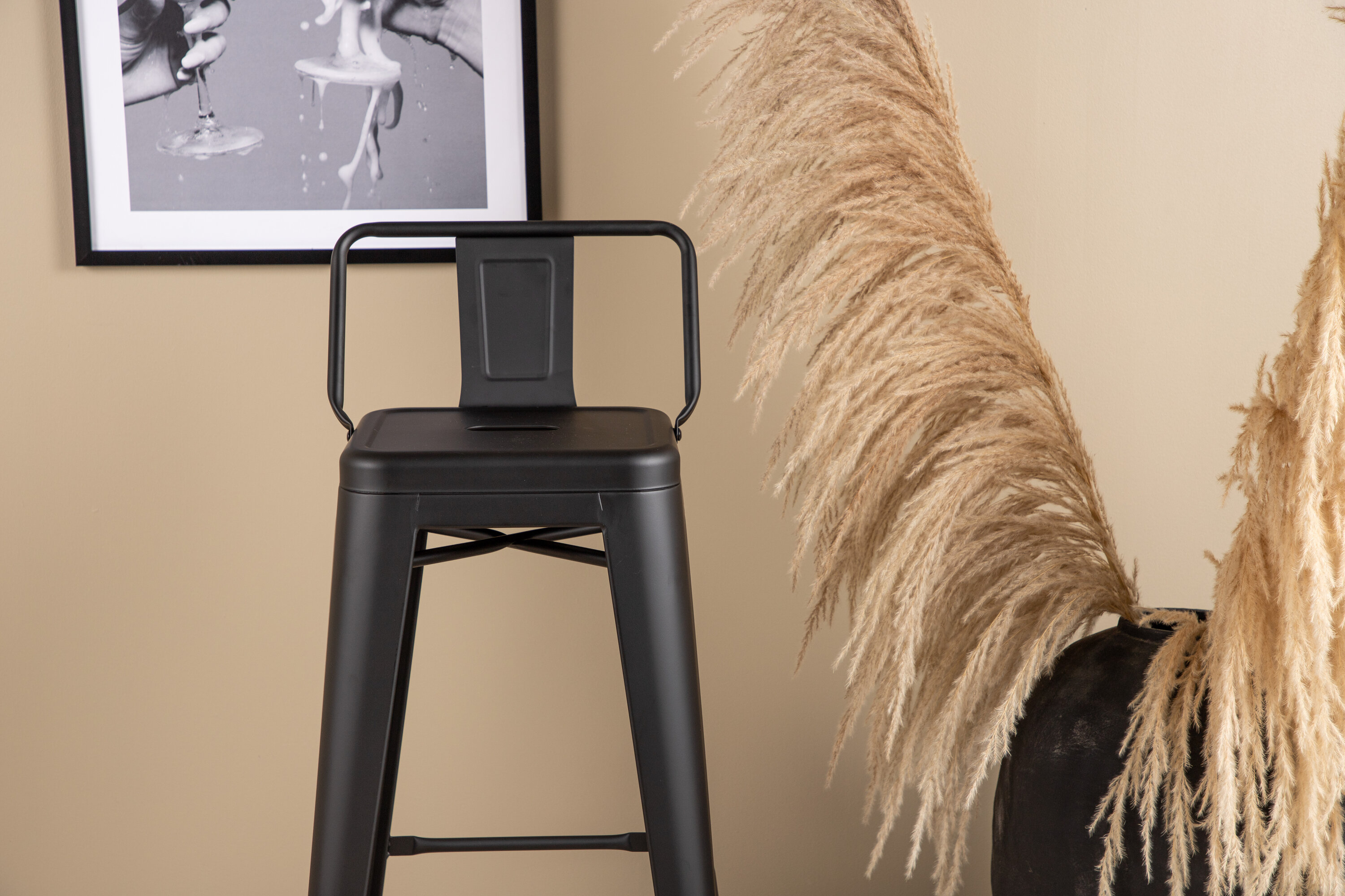 deLOHN Tempe Bárszék