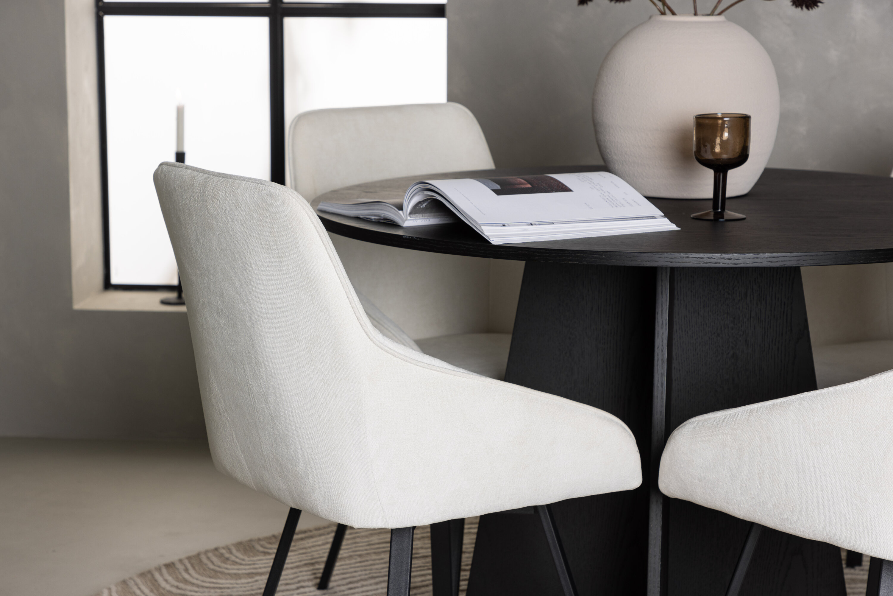 deLOHN Rosie Kör alakú étkezőgarnitúra