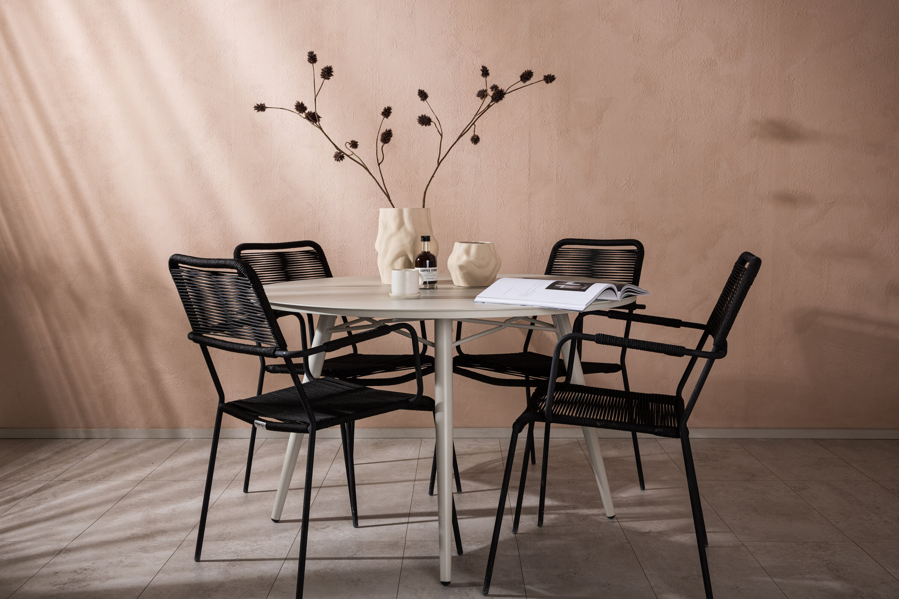 deLOHN Lina, Lindos Étkezőgarnitúra