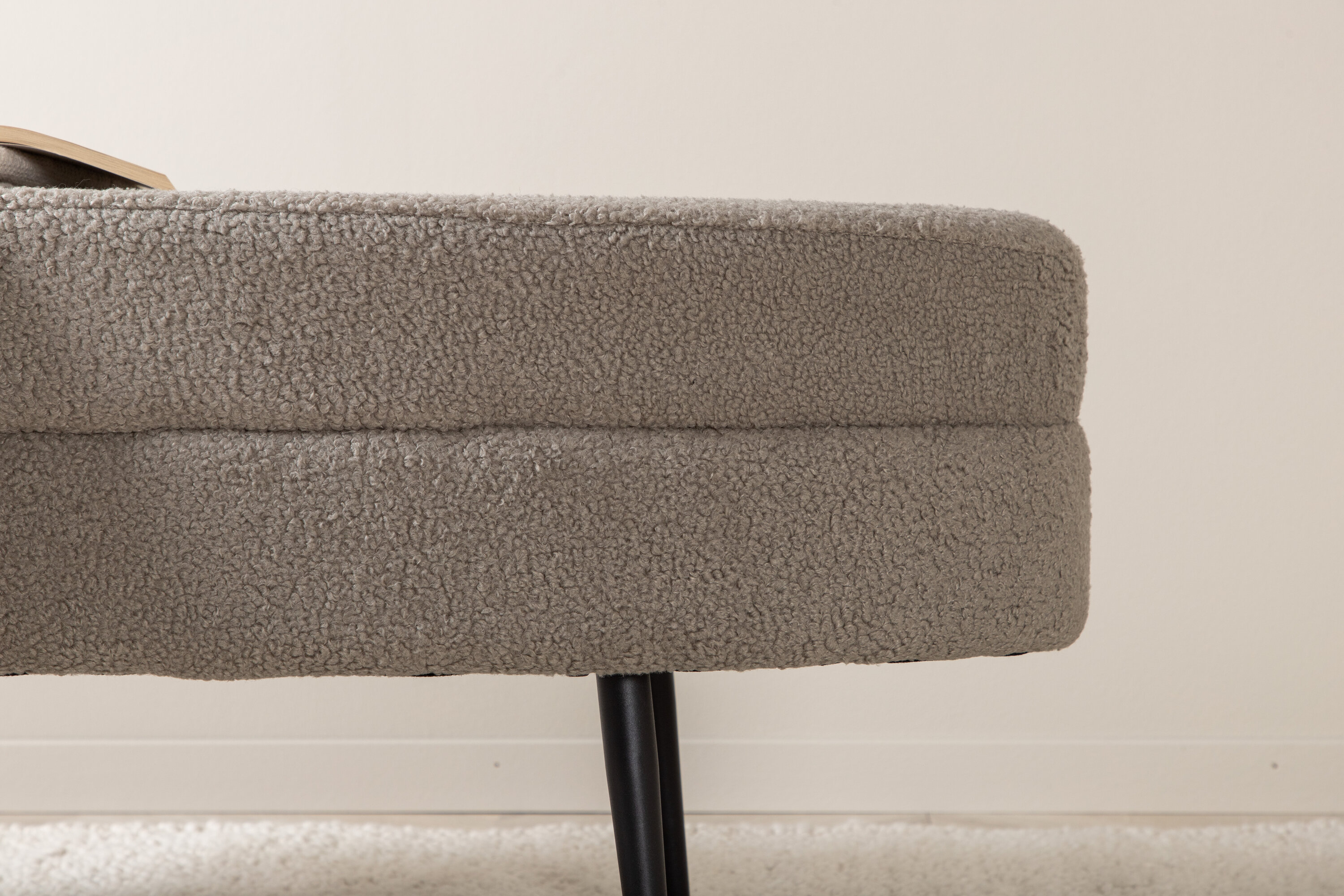 deLOHN Otto Lábtartós puff