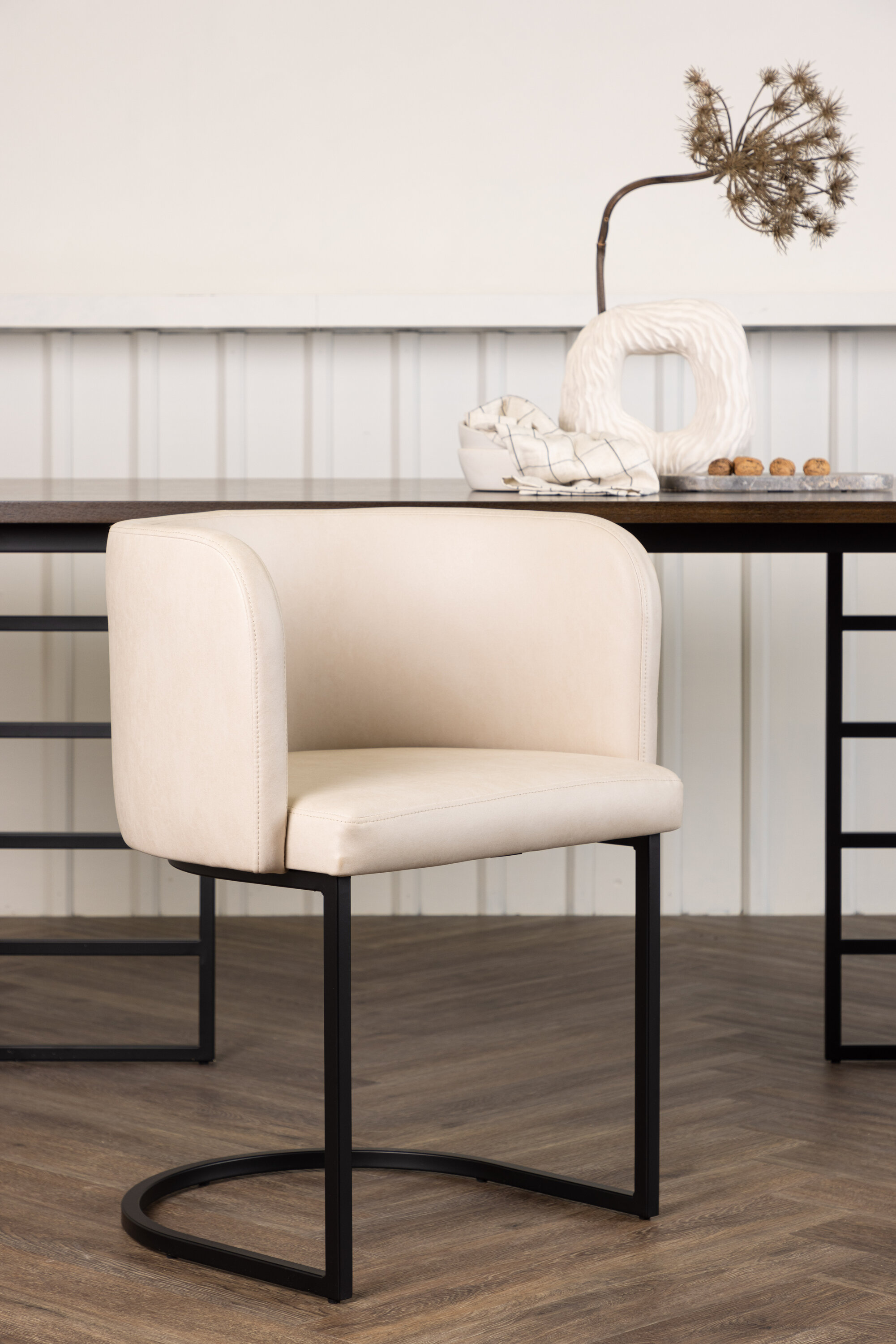 deLOHN Simrishamn Étkezőszék