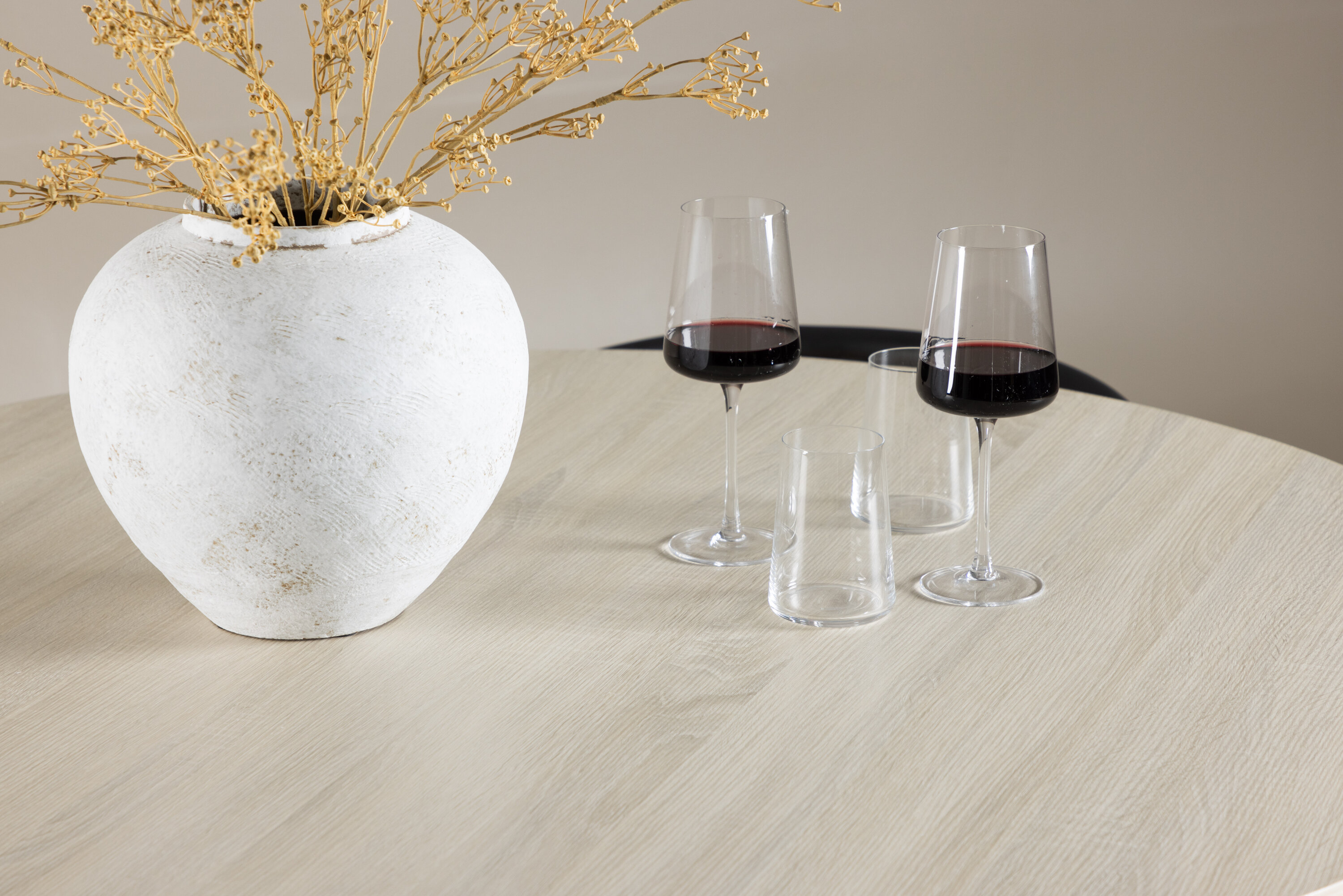 deLOHN Lanzo, Alfons Kör alakú étkezőgarnitúra