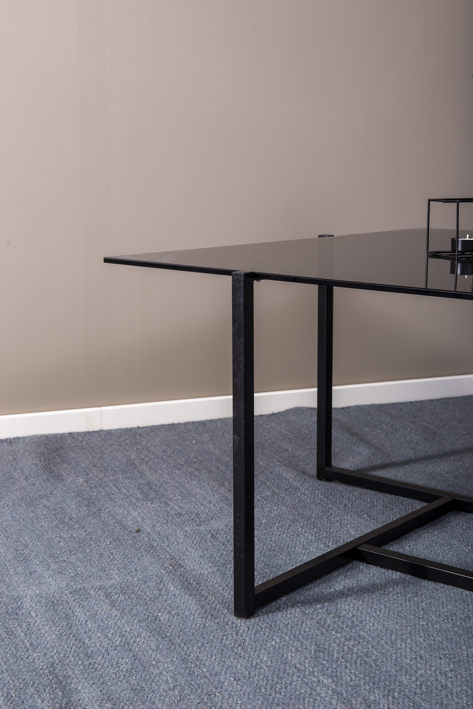 deLOHN Hybrid Dohányzóasztal deLOHN Hybrid Dohányzóasztal