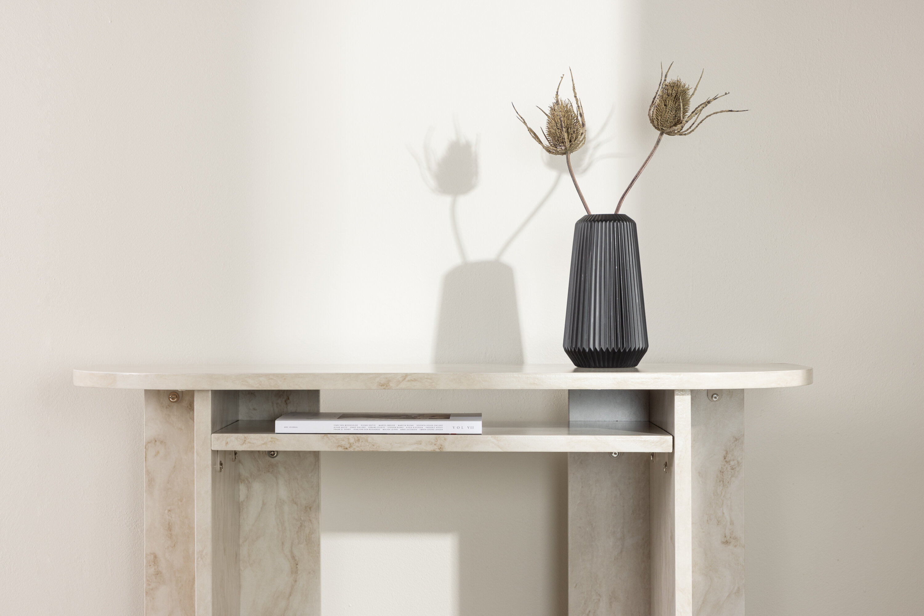 deLOHN Ålesund Kisasztal deLOHN Ålesund Kisasztal