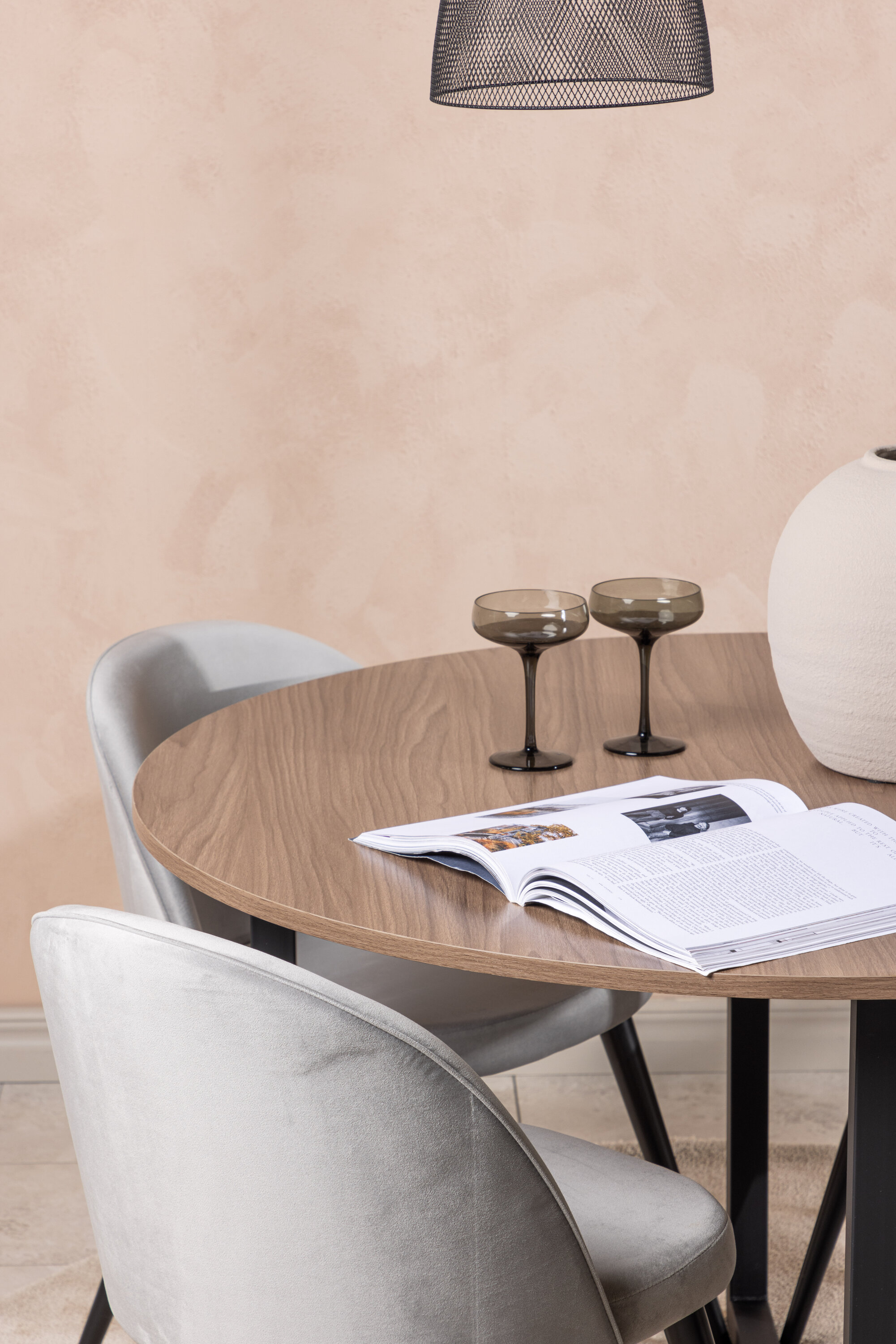 deLOHN Durango, Velvet Kör alakú étkezőgarnitúra