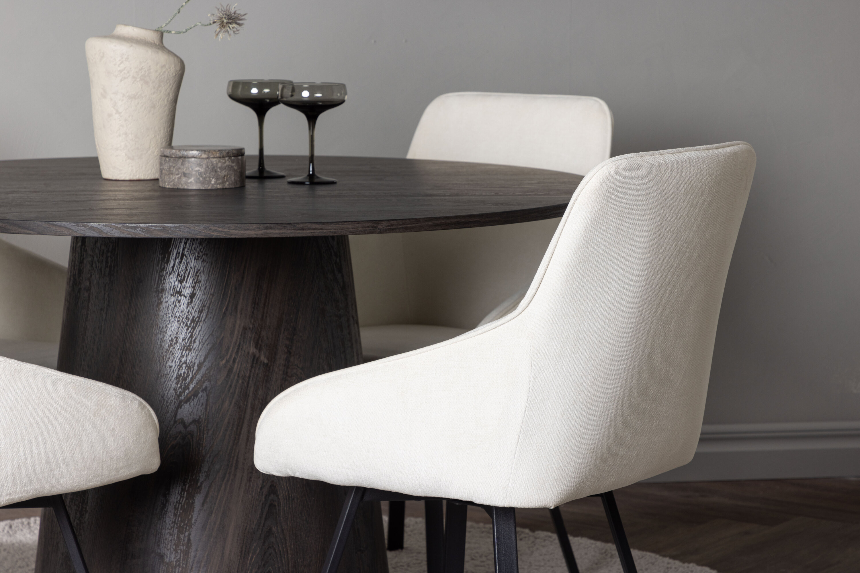 deLOHN Rosie Kör alakú étkezőgarnitúra