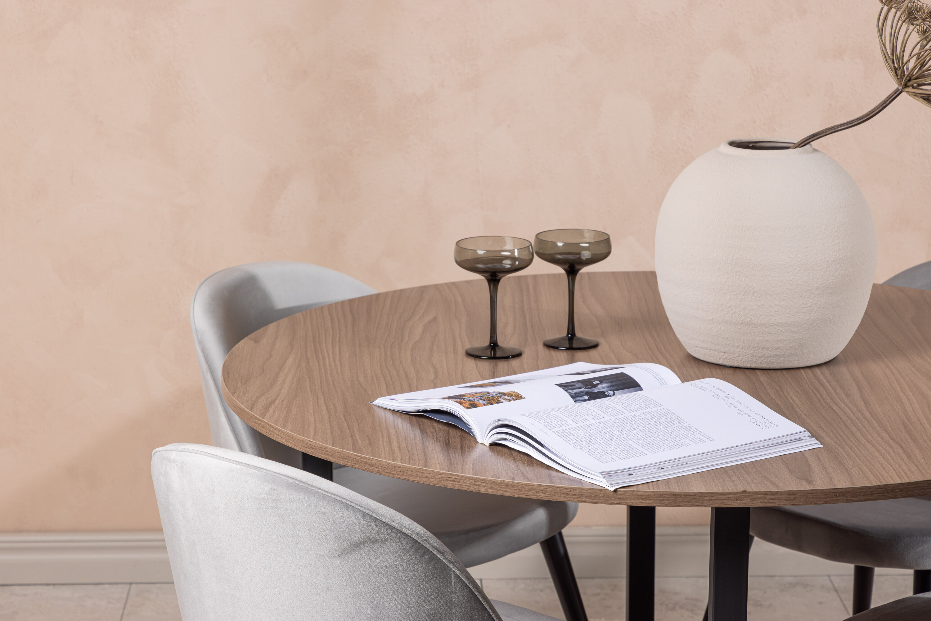 deLOHN Durango, Velvet Kör alakú étkezőgarnitúra