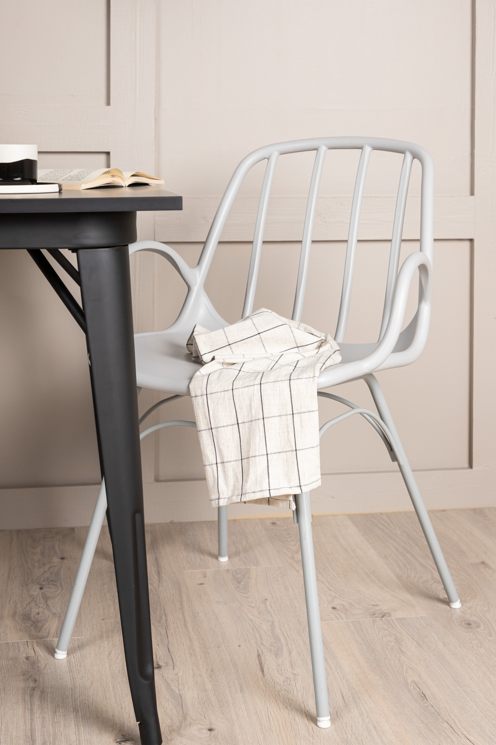 deLOHN Tempe, Dyrön Téglalap alakú étkezőgarnitúra deLOHN Tempe, Dyrön Téglalap alakú étkezőgarnitúra