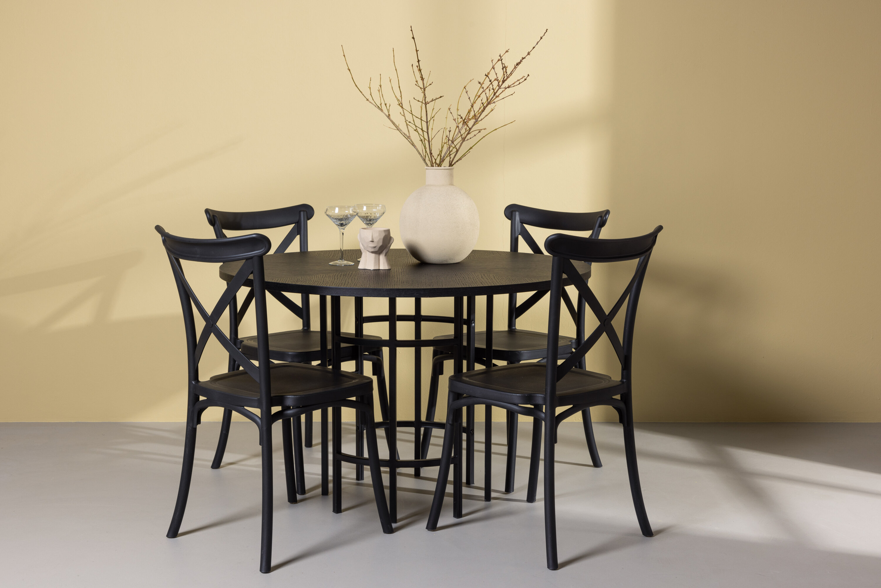 deLOHN Copenhagen, Crosett Kör alakú étkezőgarnitúra