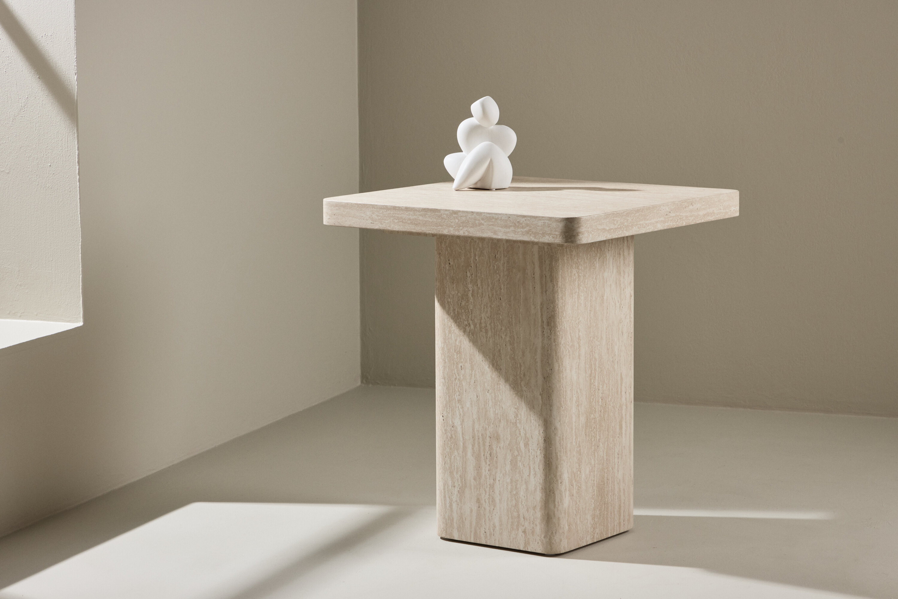 deLOHN Qvart Dohányzóasztal deLOHN Qvart Dohányzóasztal