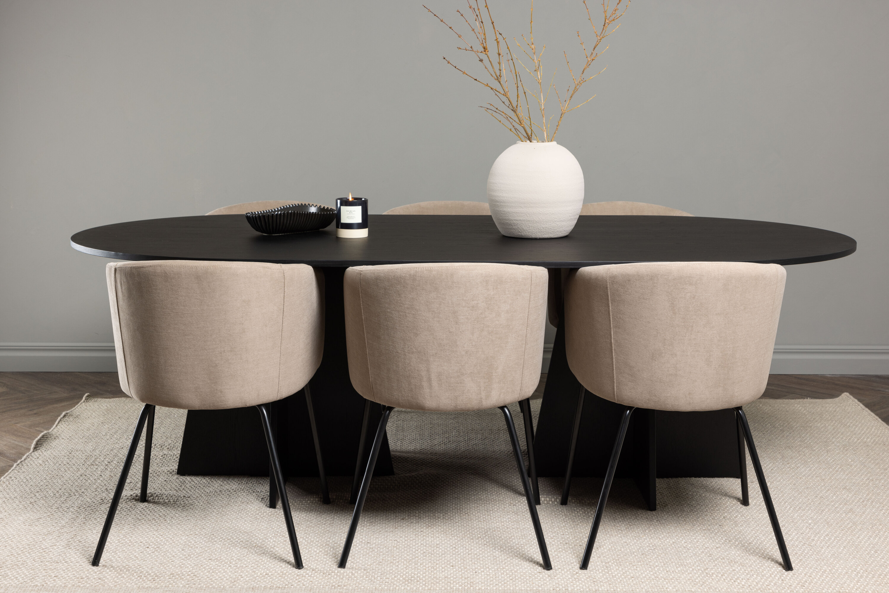 deLOHN Bootcut Oval, Berit Téglalap alakú étkezőgarnitúra